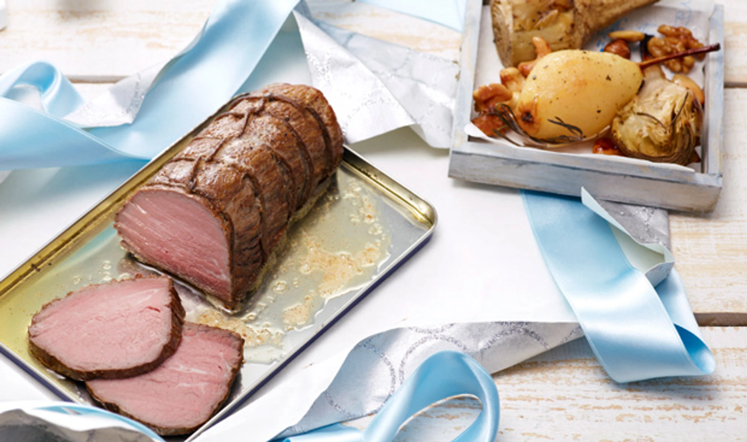 Rindsfilet mit Artischocken, Birnen und Nüssen