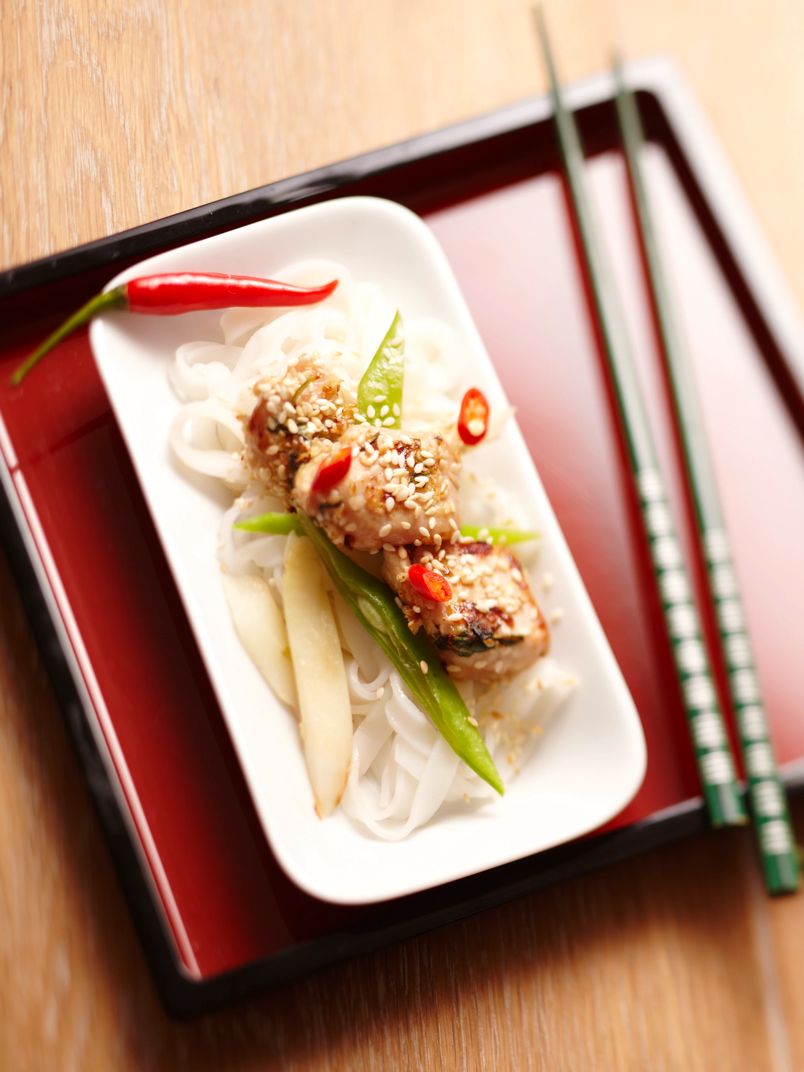 Sesam-Pute mit Spargel