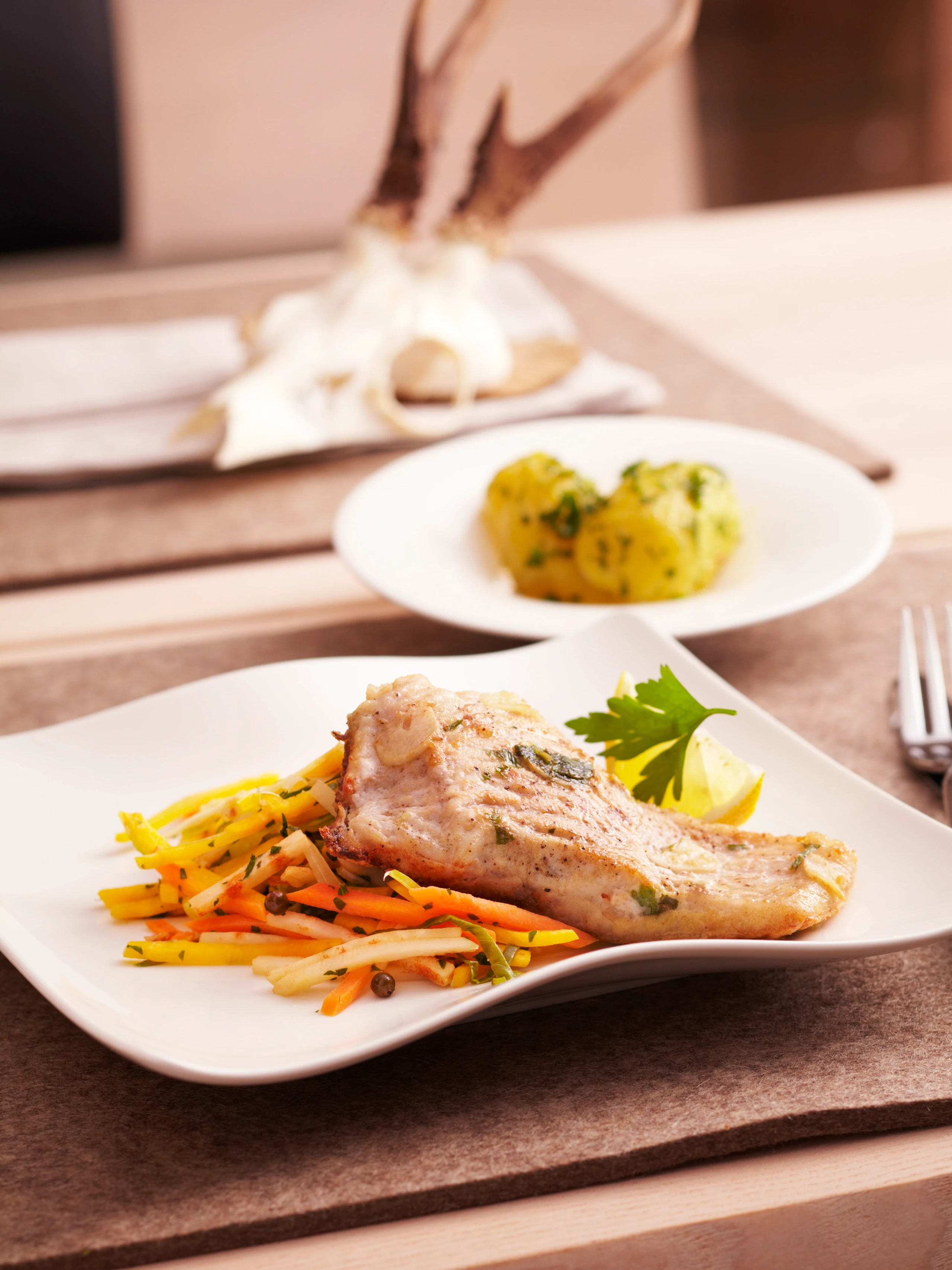 Chorherrenkarpfen mit Wurzelgemüse