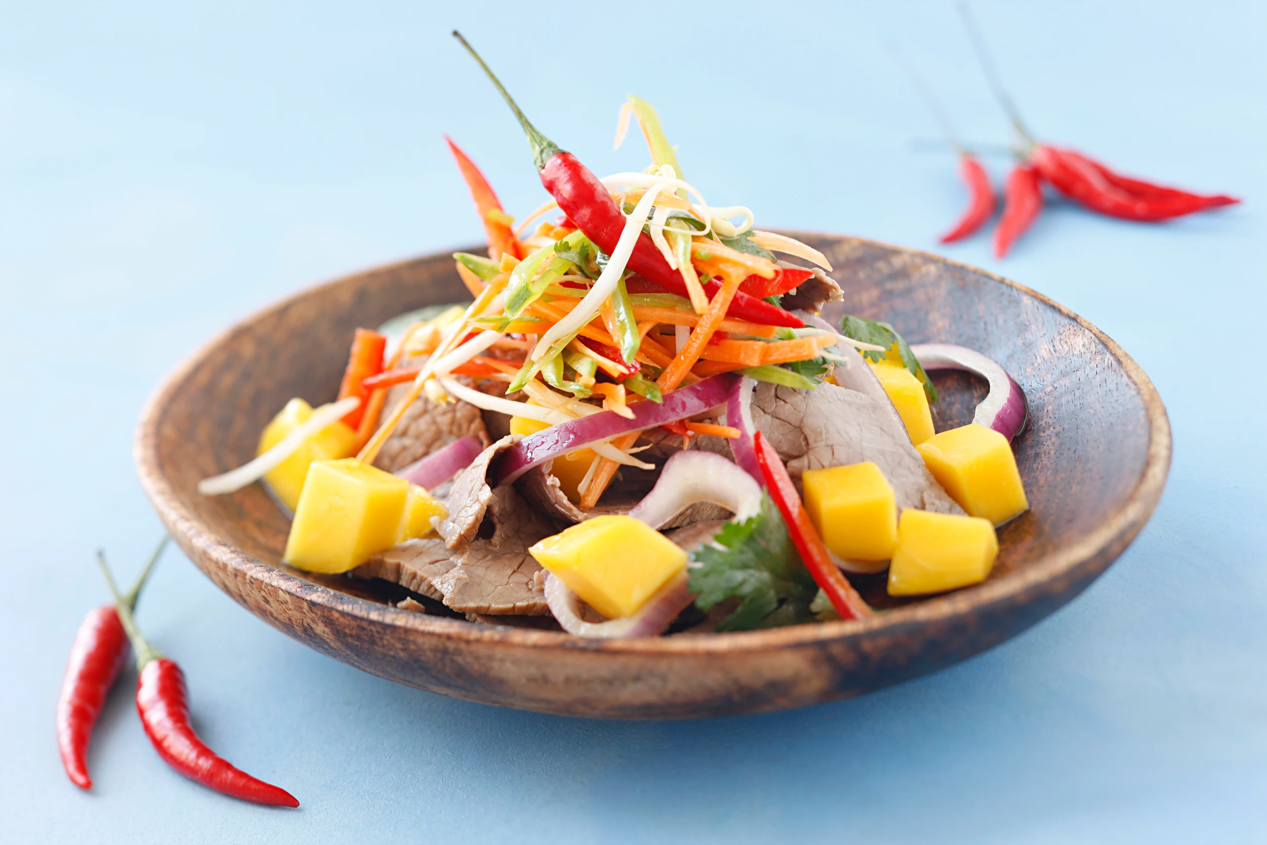 Asiasalat mit Rindfleisch