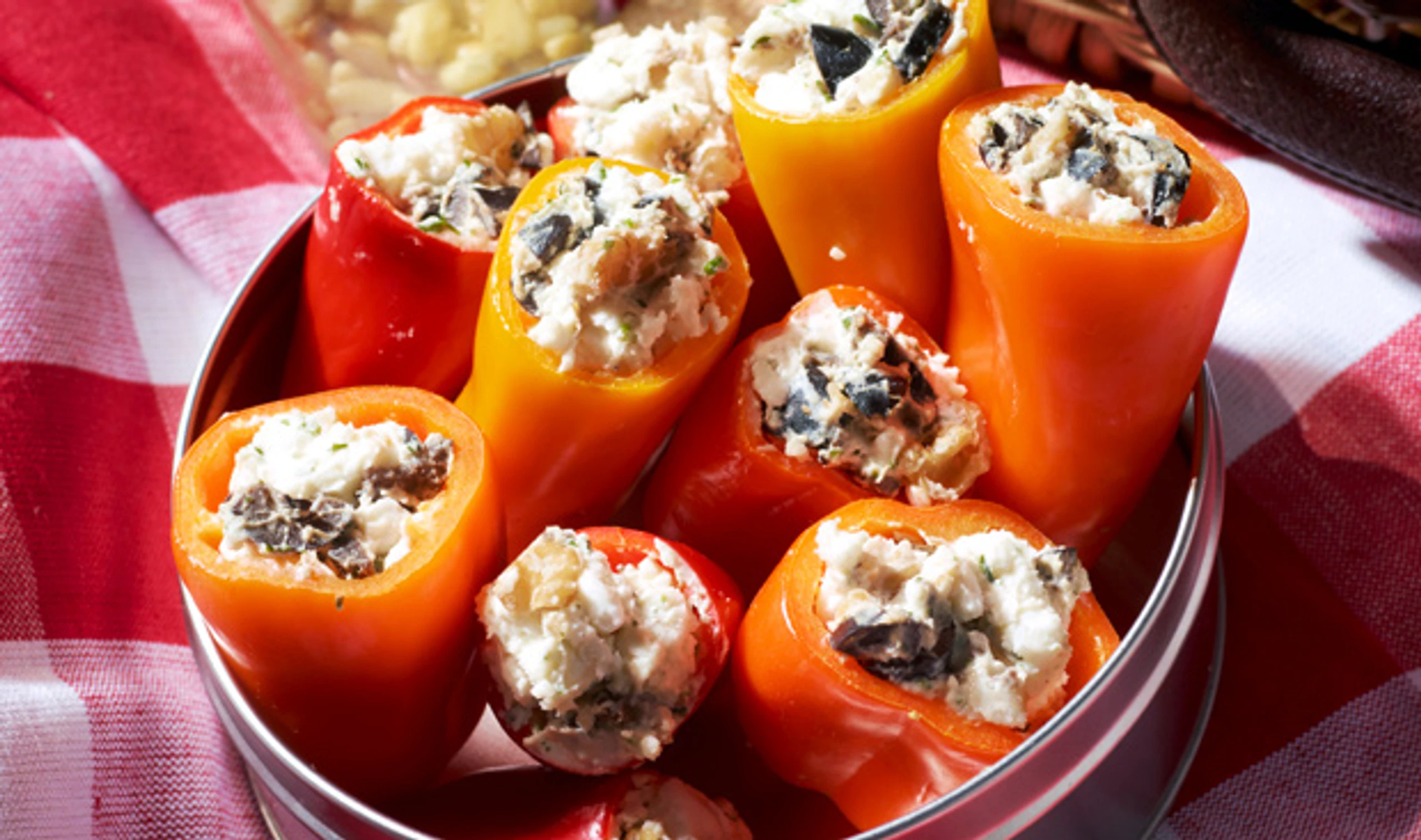 Gefüllte Mini-Paprika