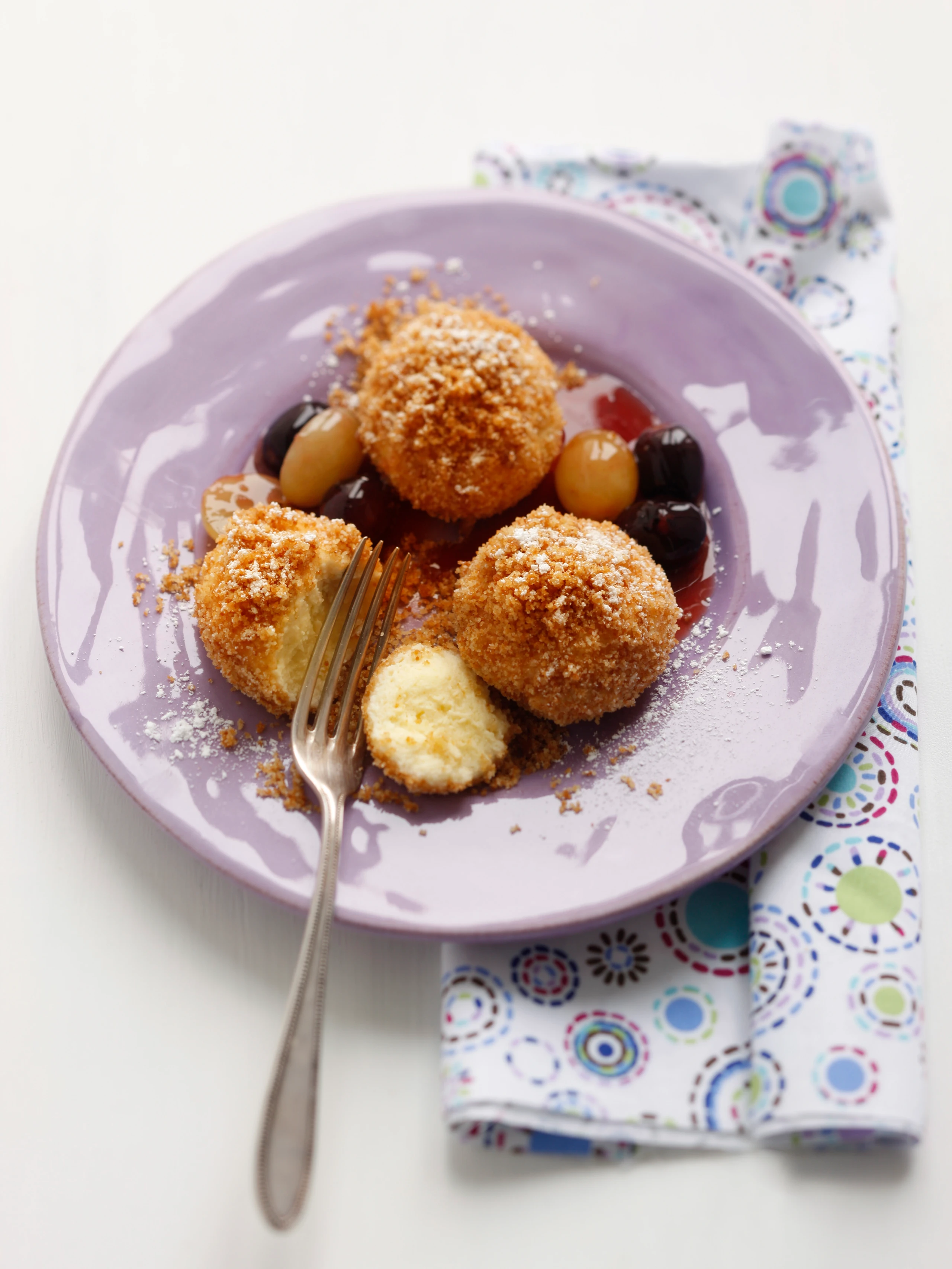 Topfenknödel mit Trauben