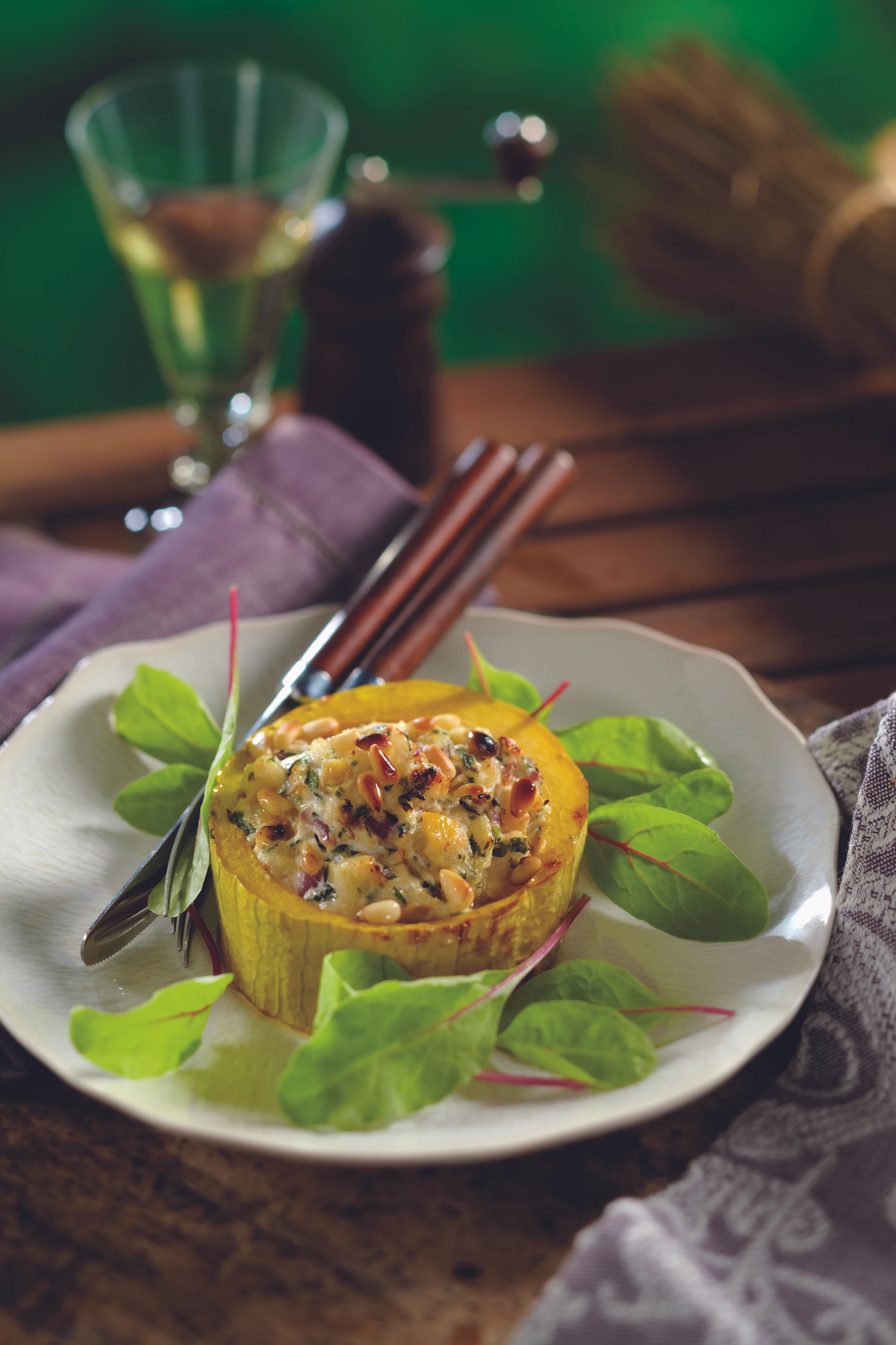 Kürbis mit Mangold-Brotfülle