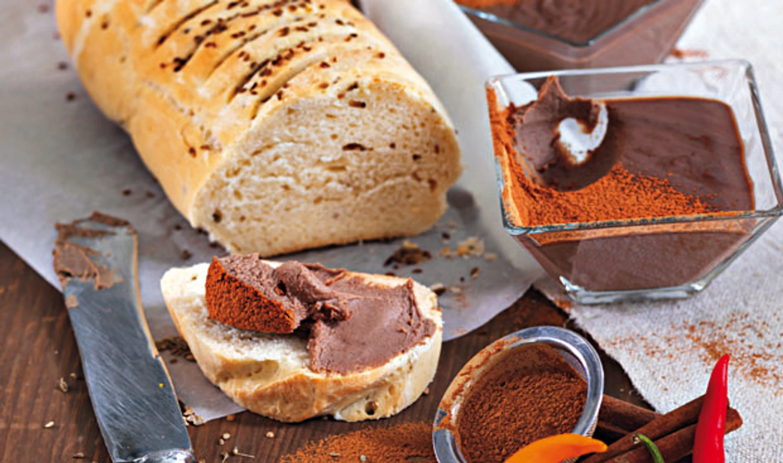 Anisbrot mit Hühnerlebercreme