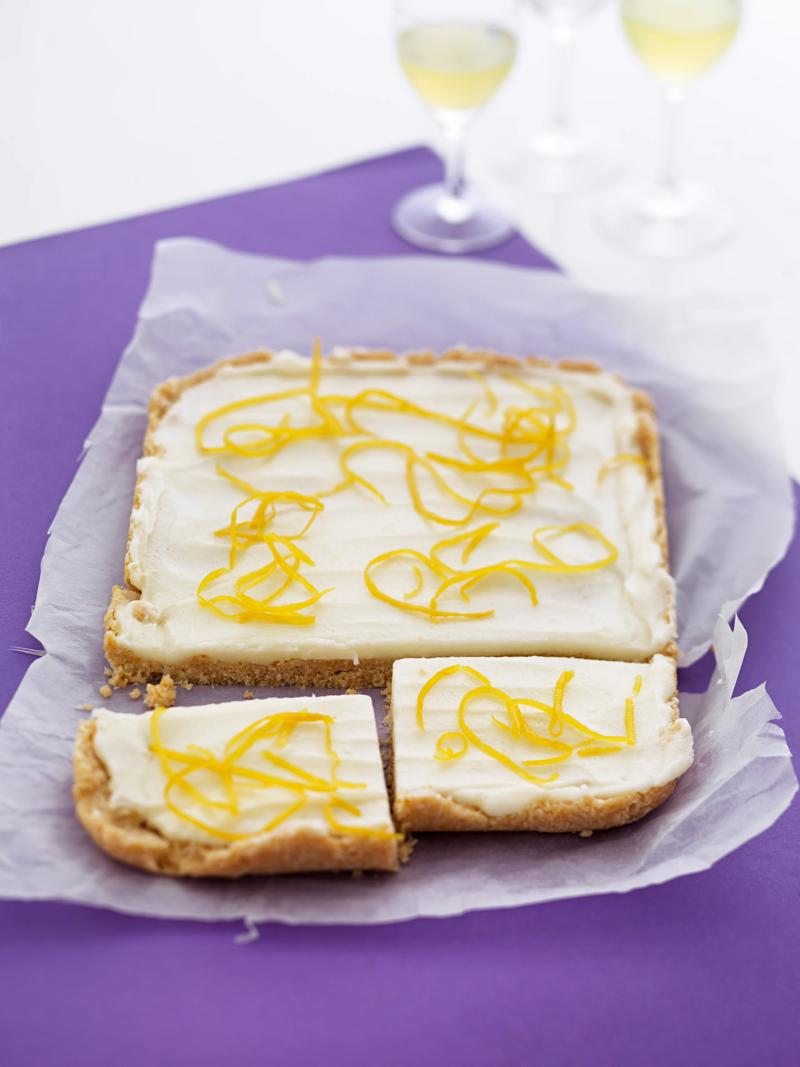 Zitronen-Kokosschnitte