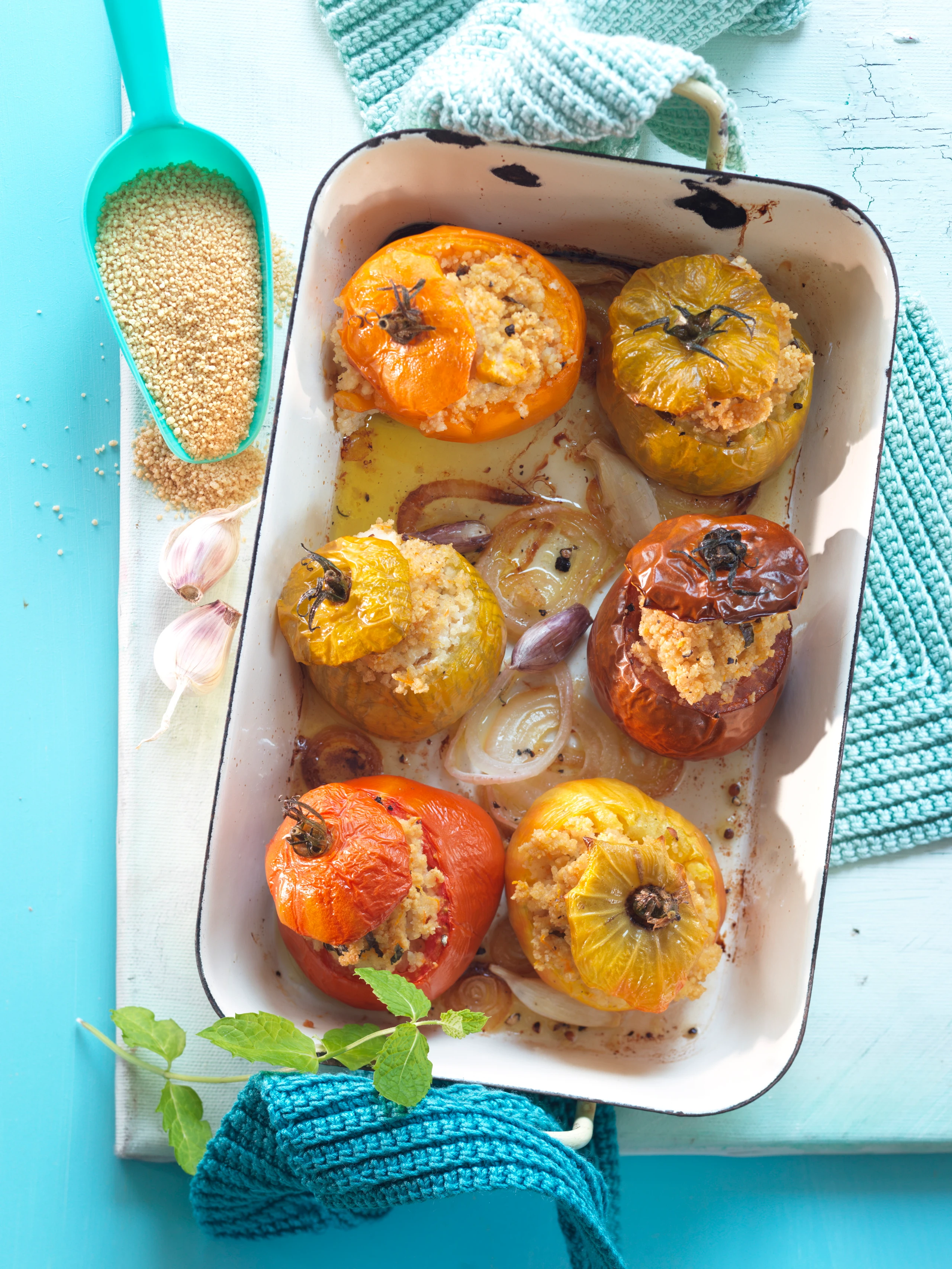 Paradeiser mit Couscous-Fülle