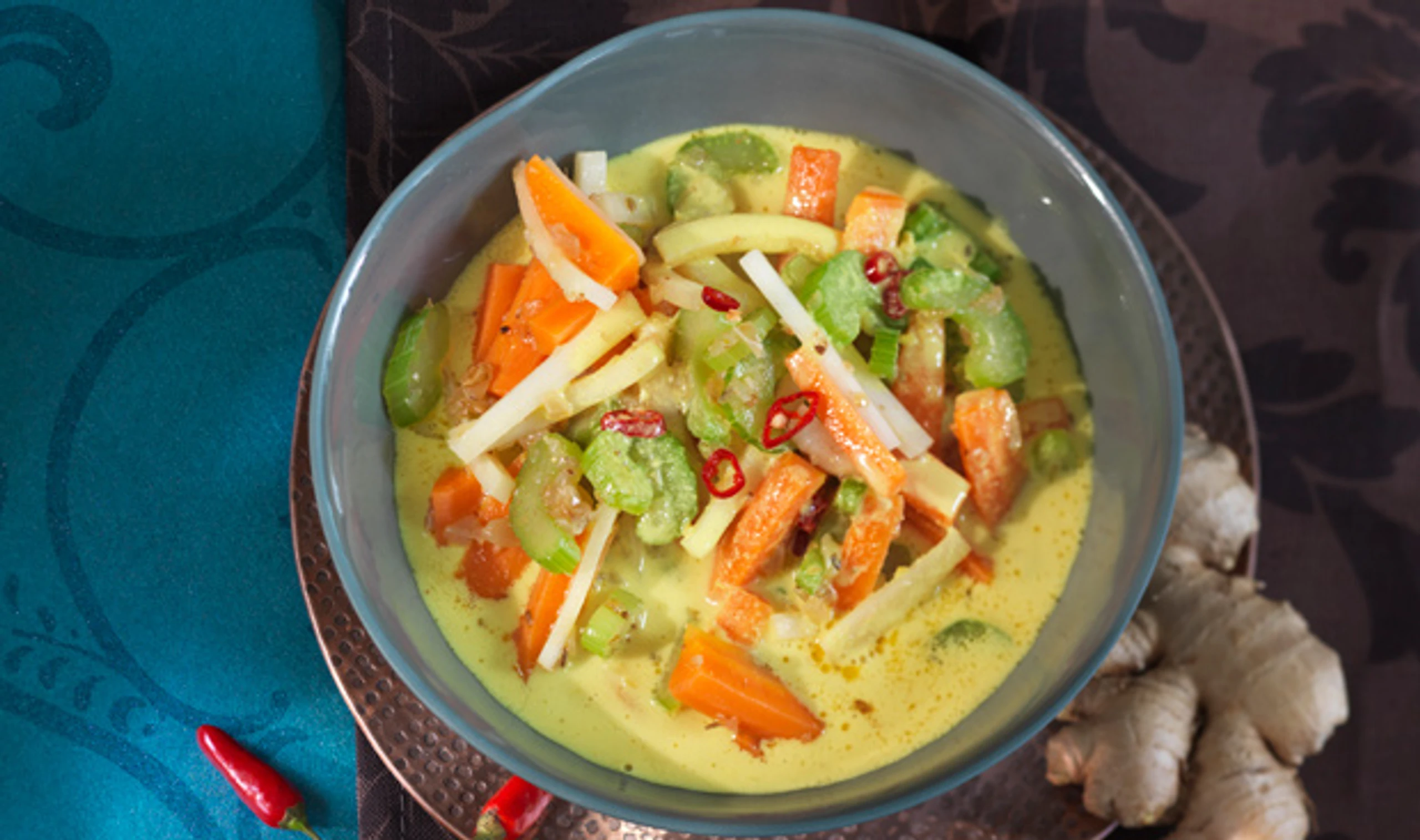 Gemüsecurry mit Granatapfel-Couscous