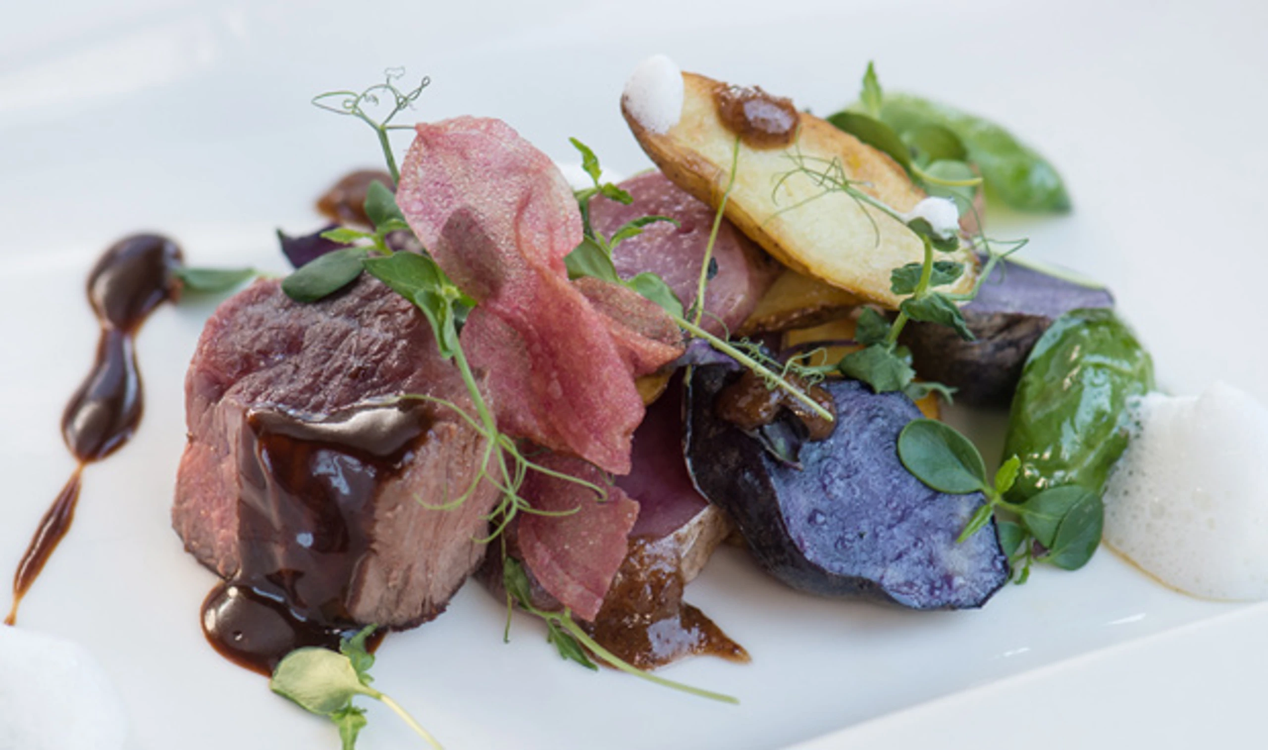 Dämpfte Hex mit gebratener Gams