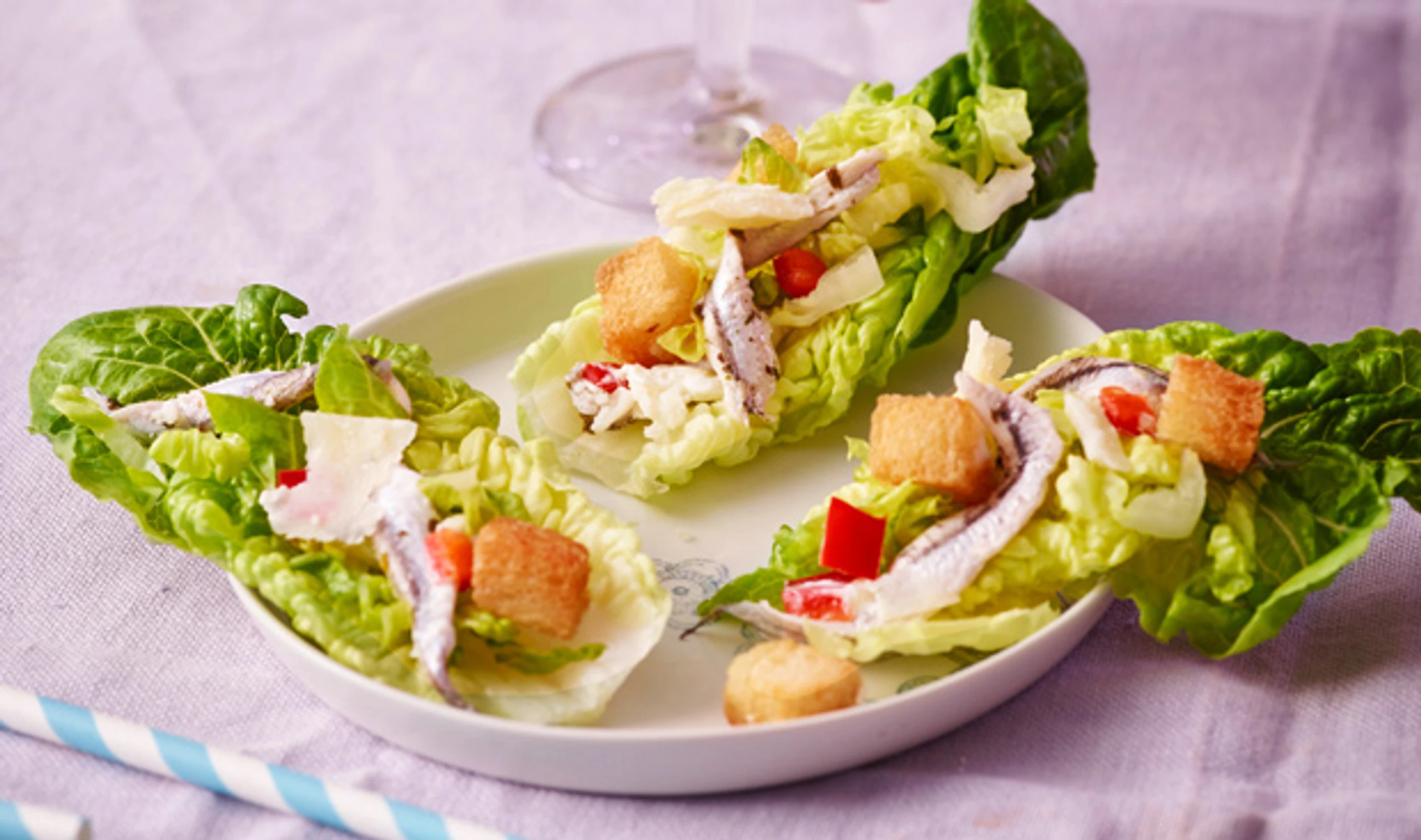 Caesar Salad im Blatt