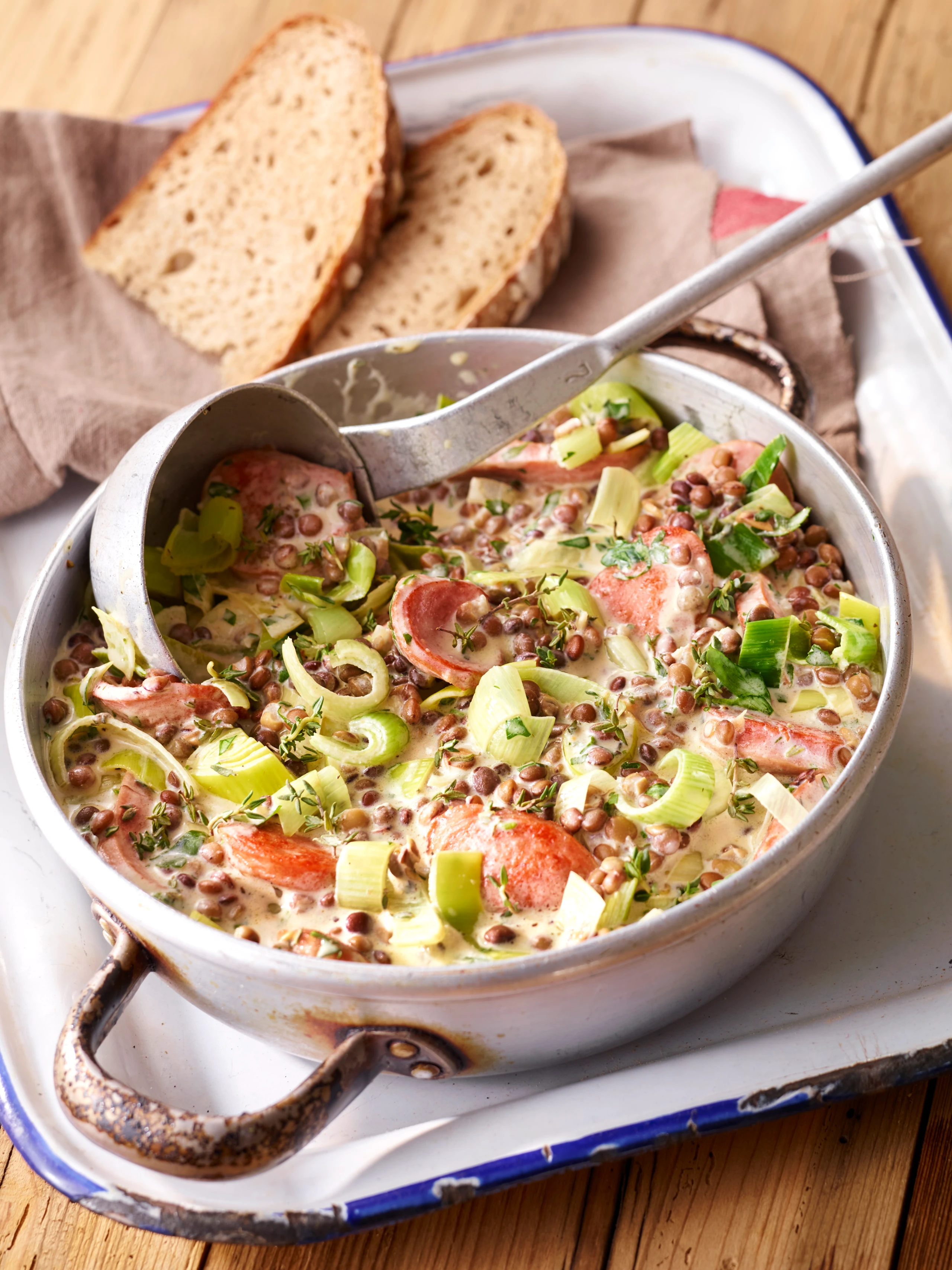 Linseneintopf mit Wurst