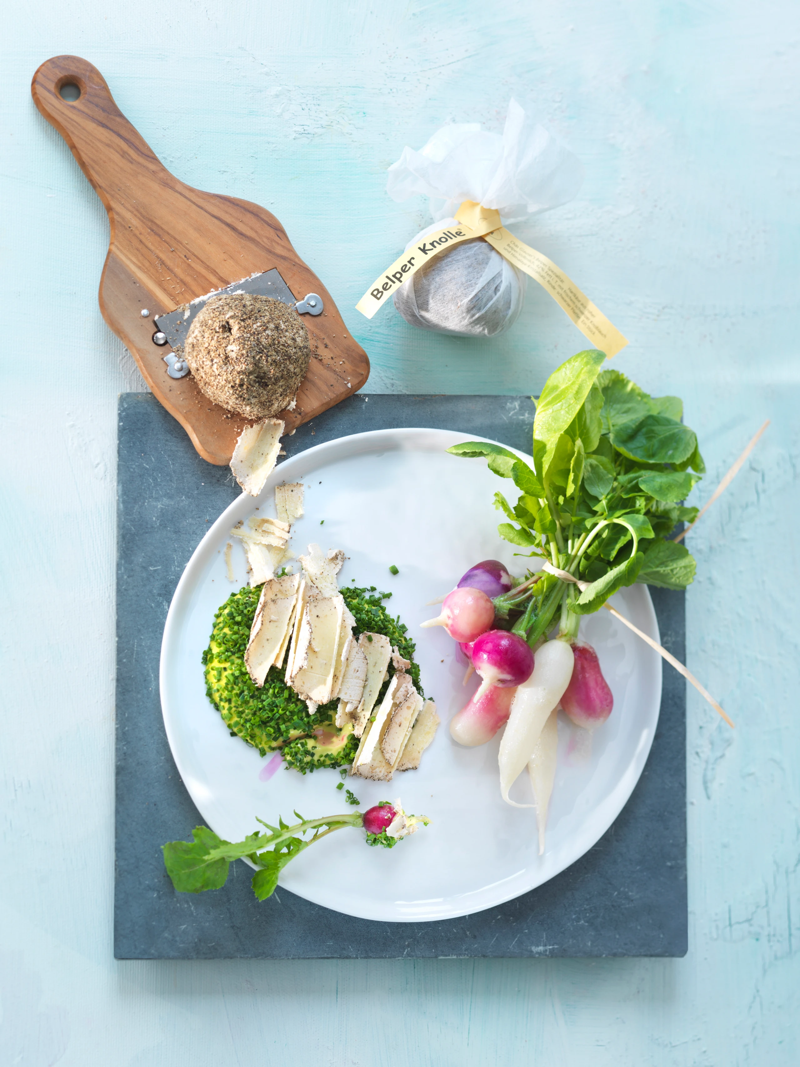 Butter-Radieschen mit Schnittlauch-Mayonnaise