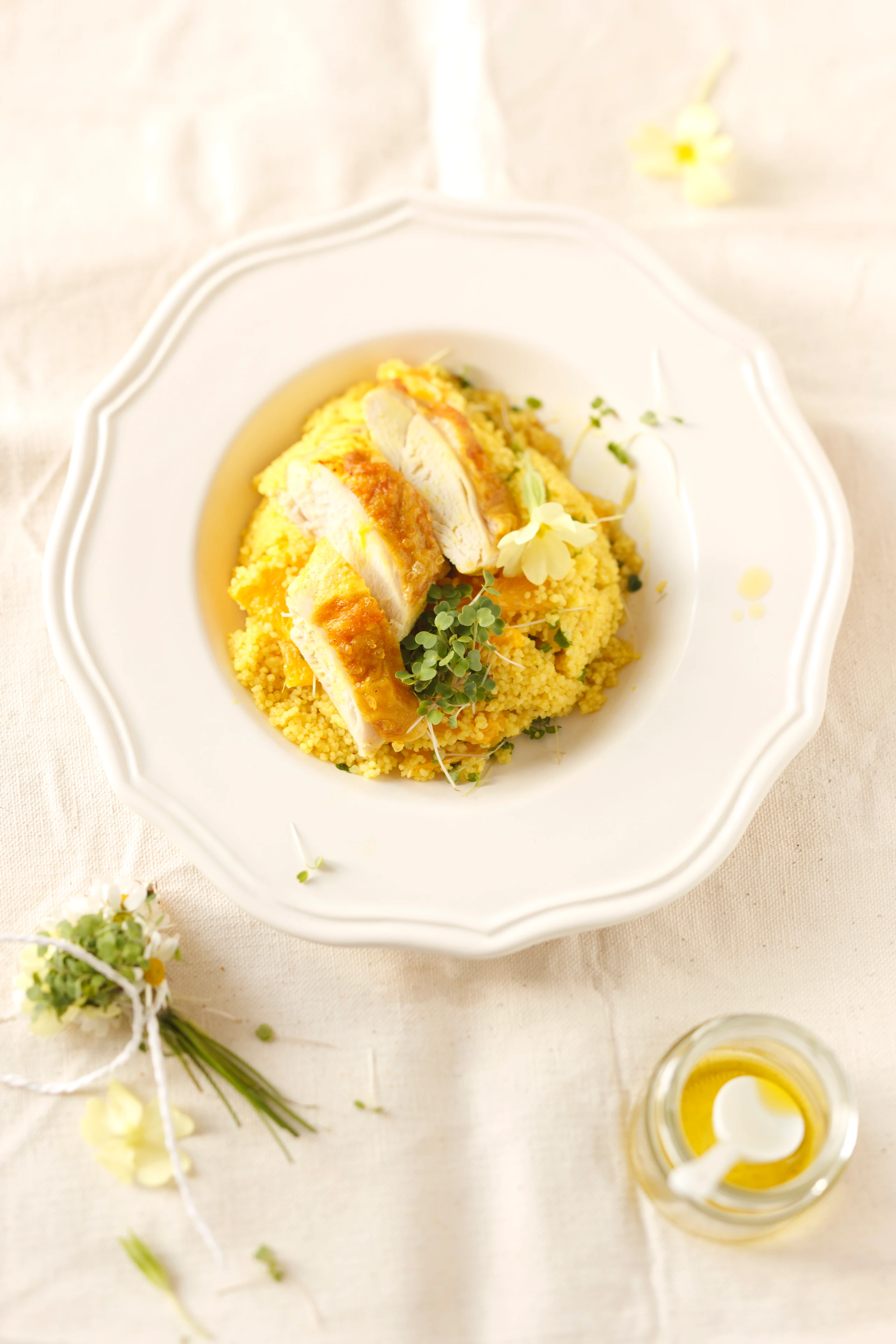 Curry-Huhn mit Orangen-Couscous