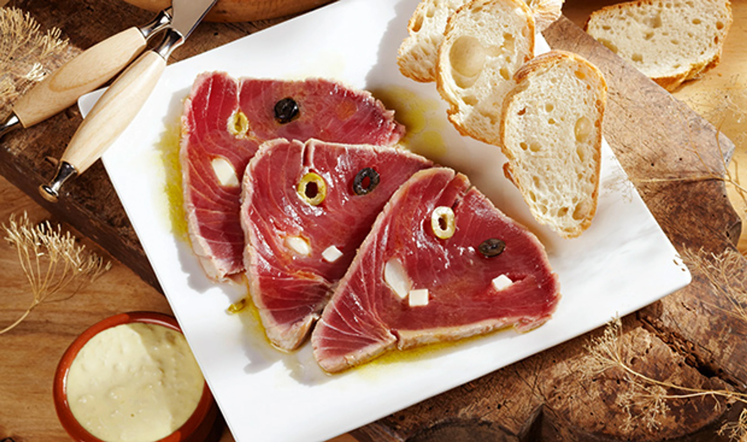 Gespickter Thunfisch mit Aioli