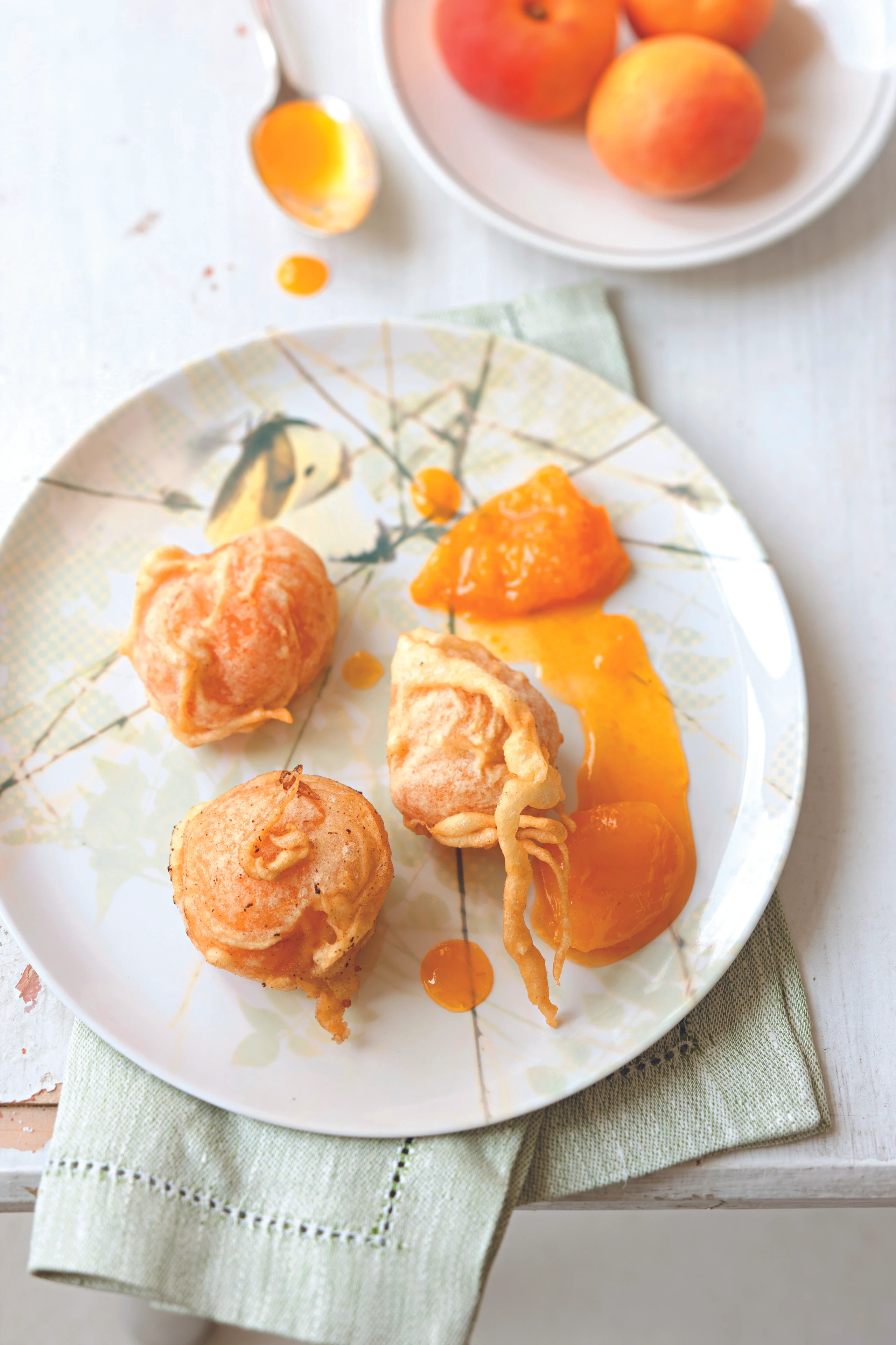 Knusprige Marillenknödel