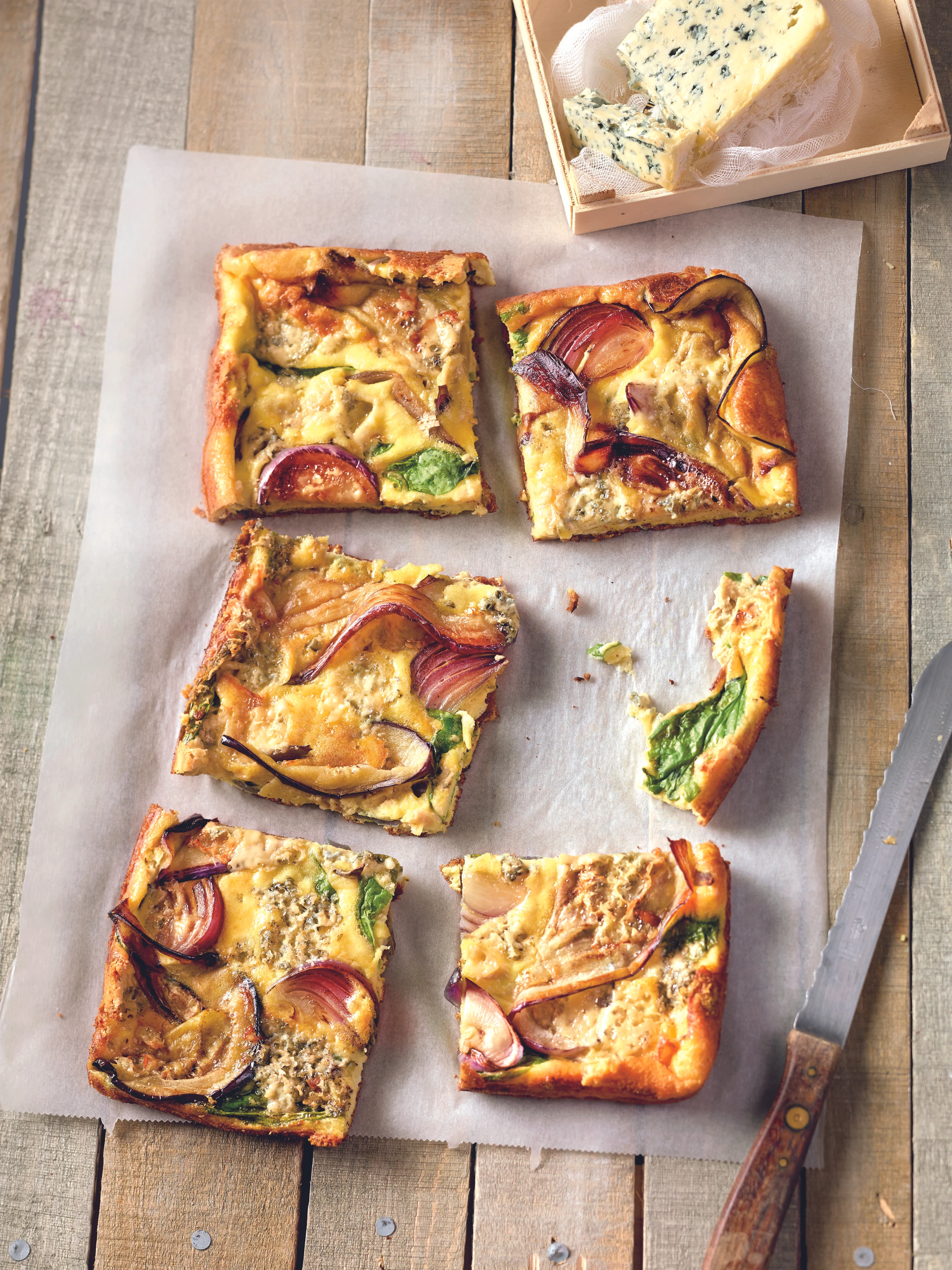 Frittata mit Blauschimmelkäse