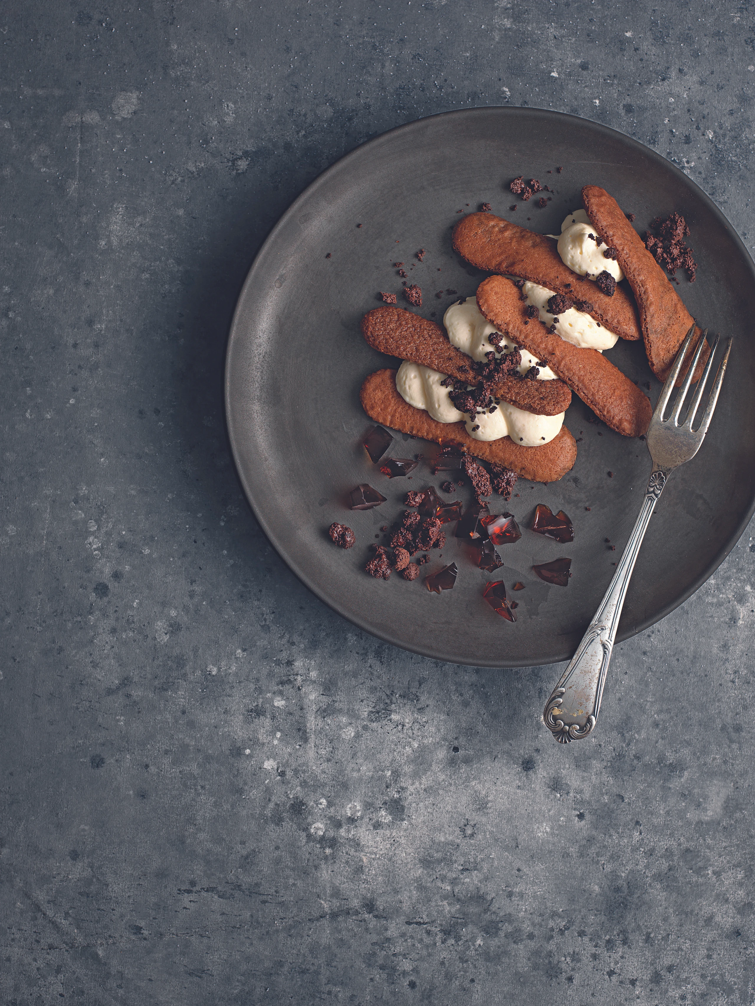 Tiramisu mit Kaffeegelee und Crumble