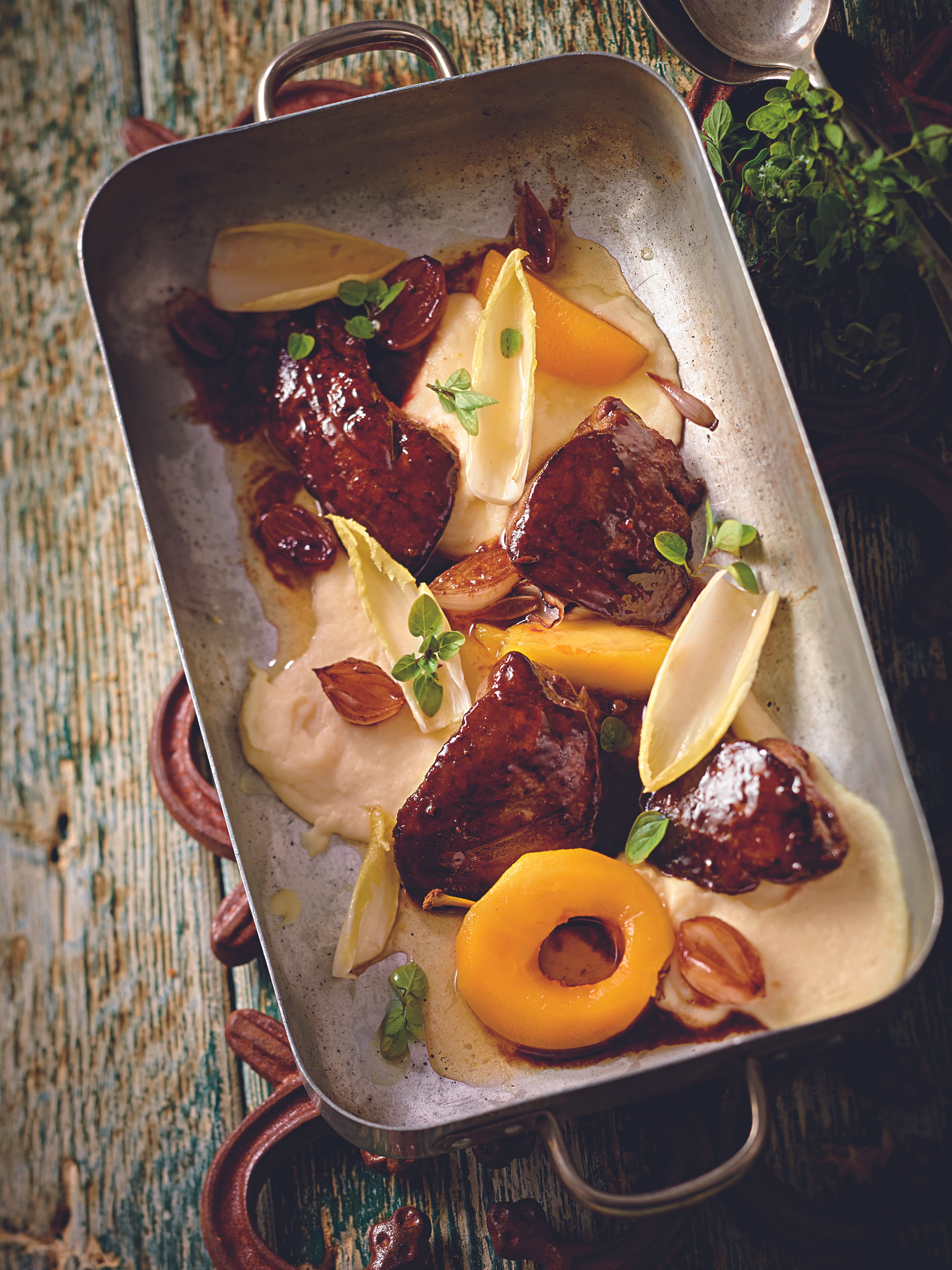 Gänseleber mit Safranäpfeln und Selleriepüree