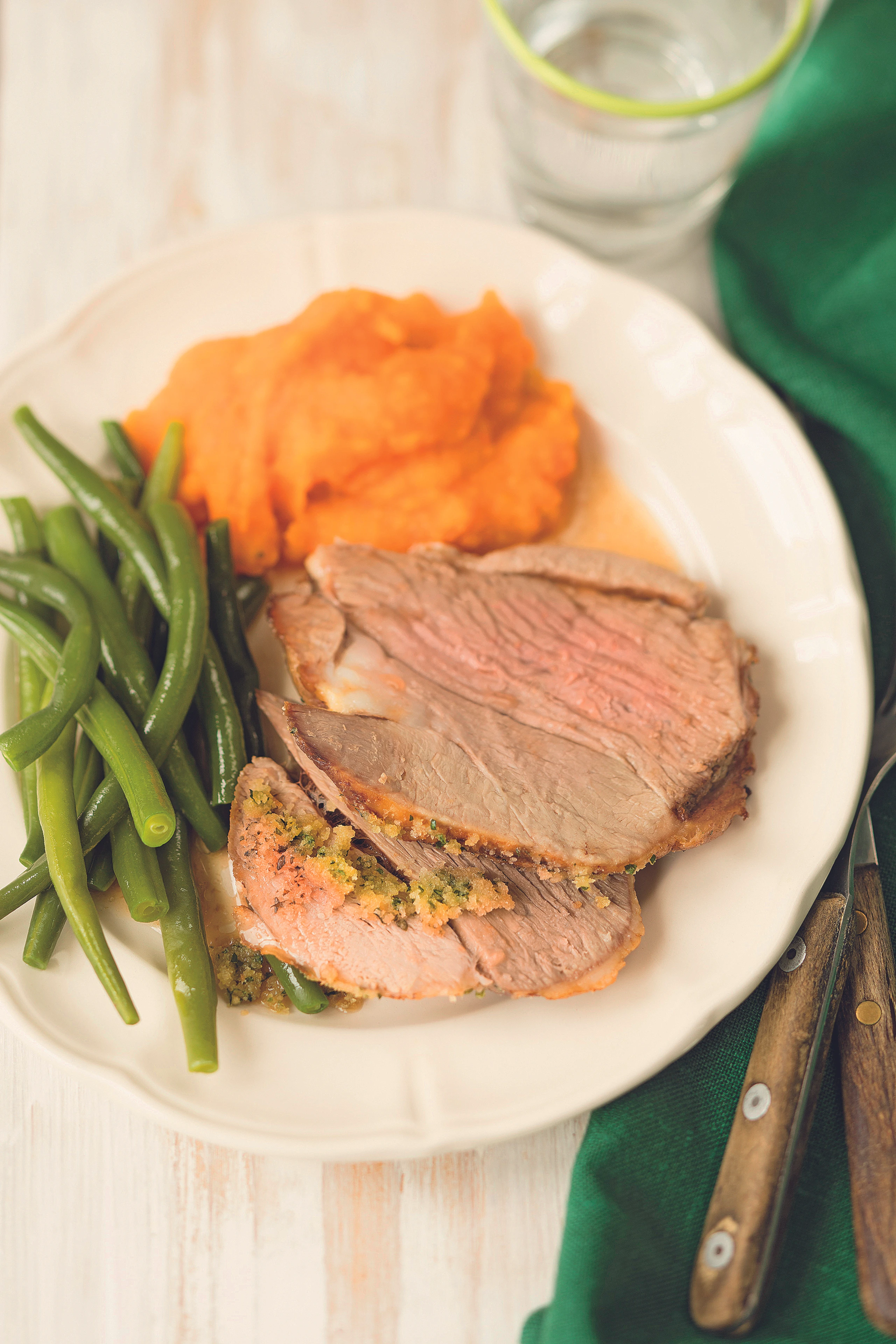 Lammbraten mit Kruste