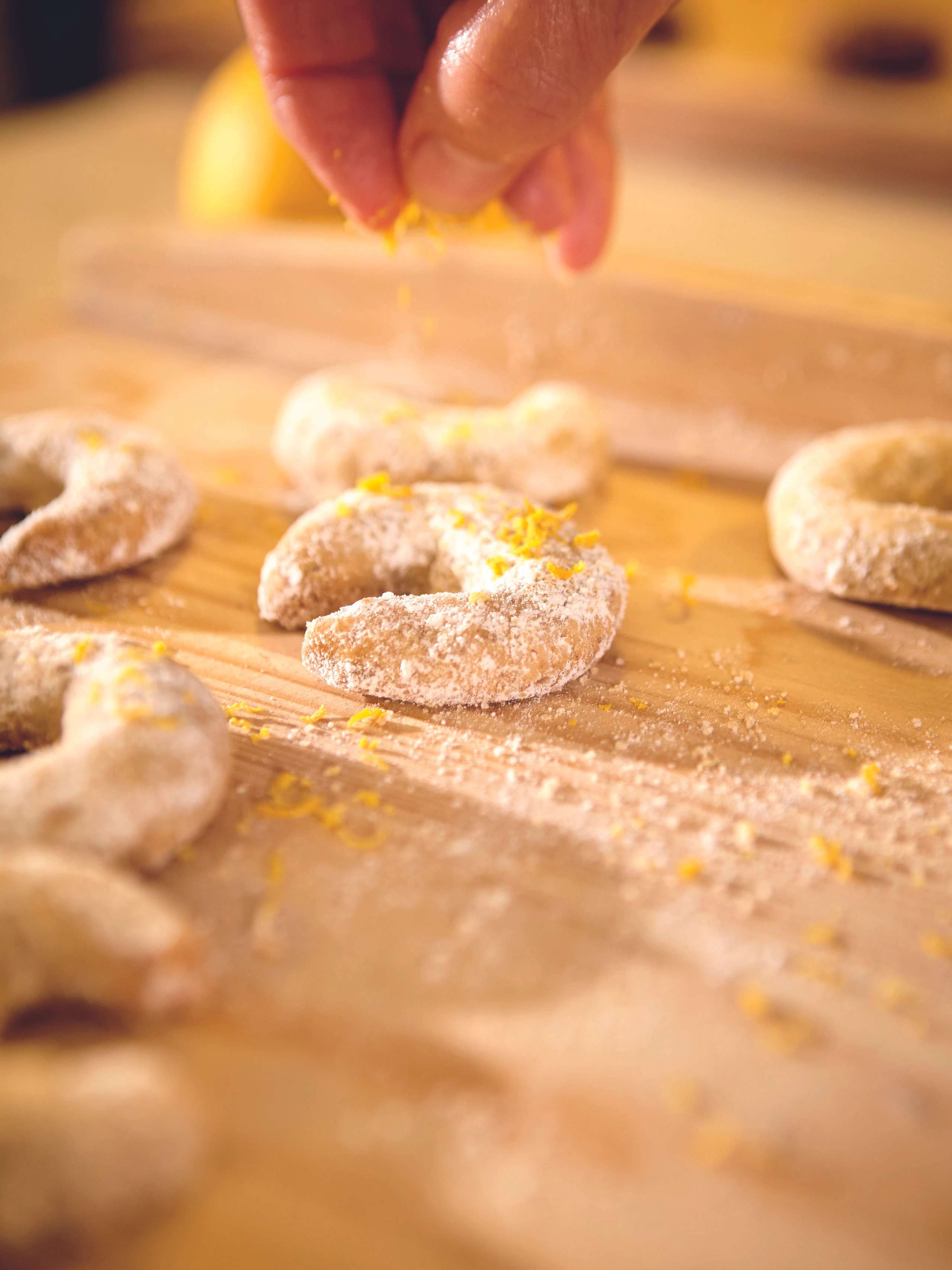 Orangen-Kardamom-Kipferl