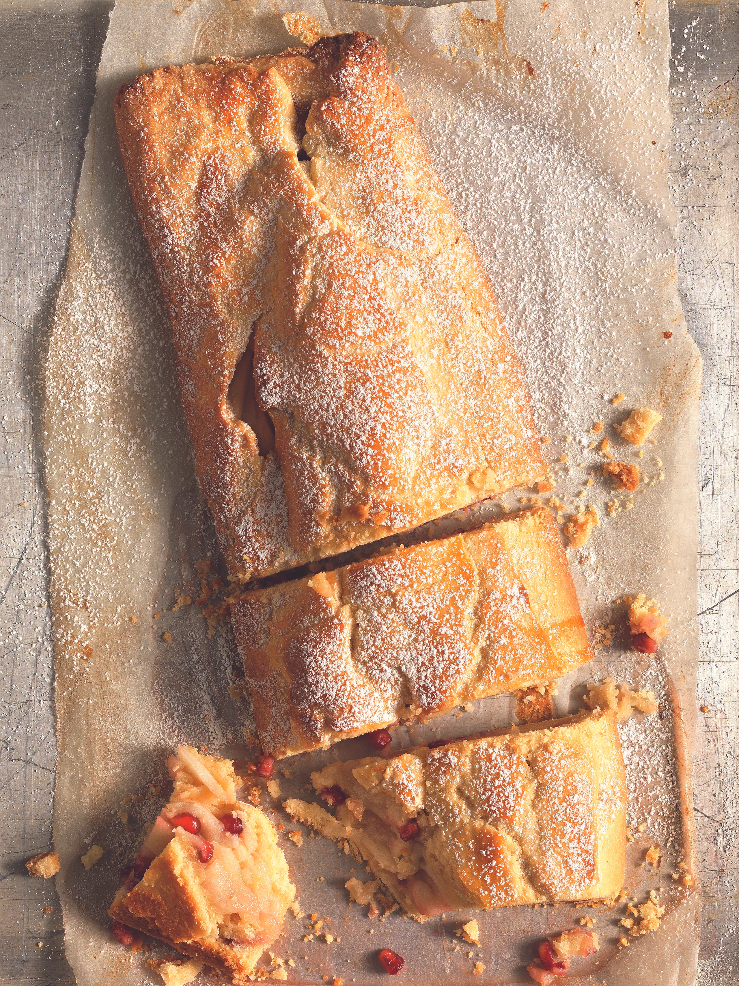 Birnenstrudel mit Granatapfel