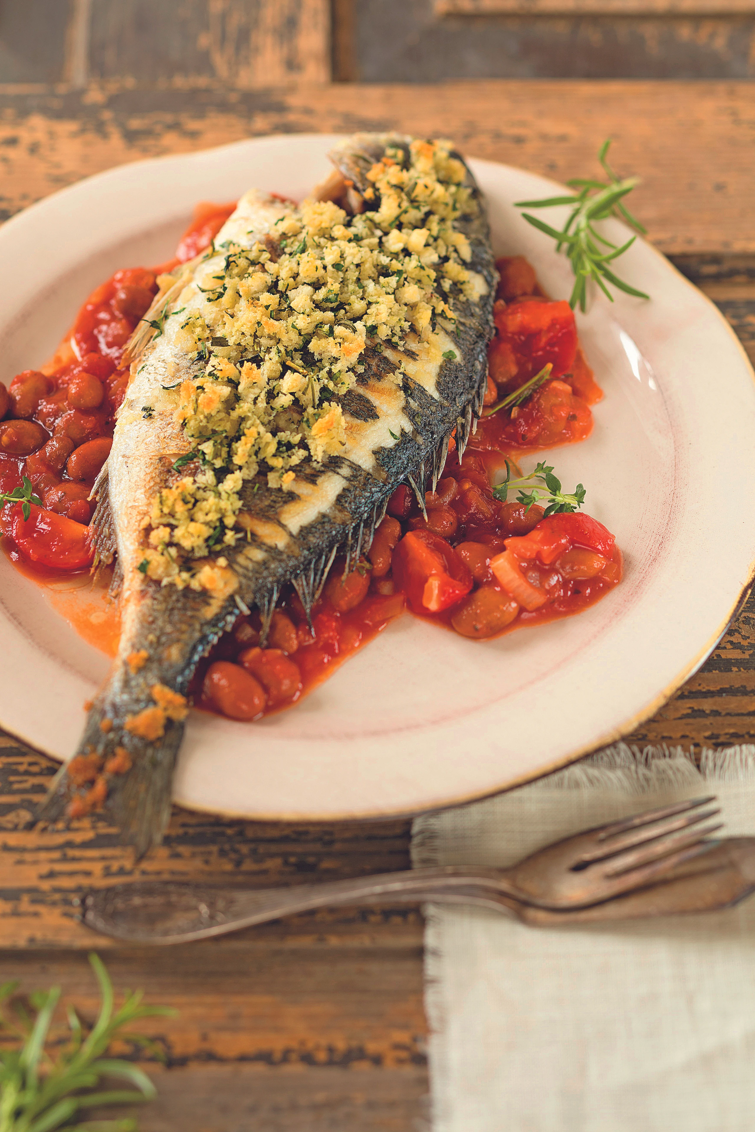 Goldbrasse mit Kräutercrumble