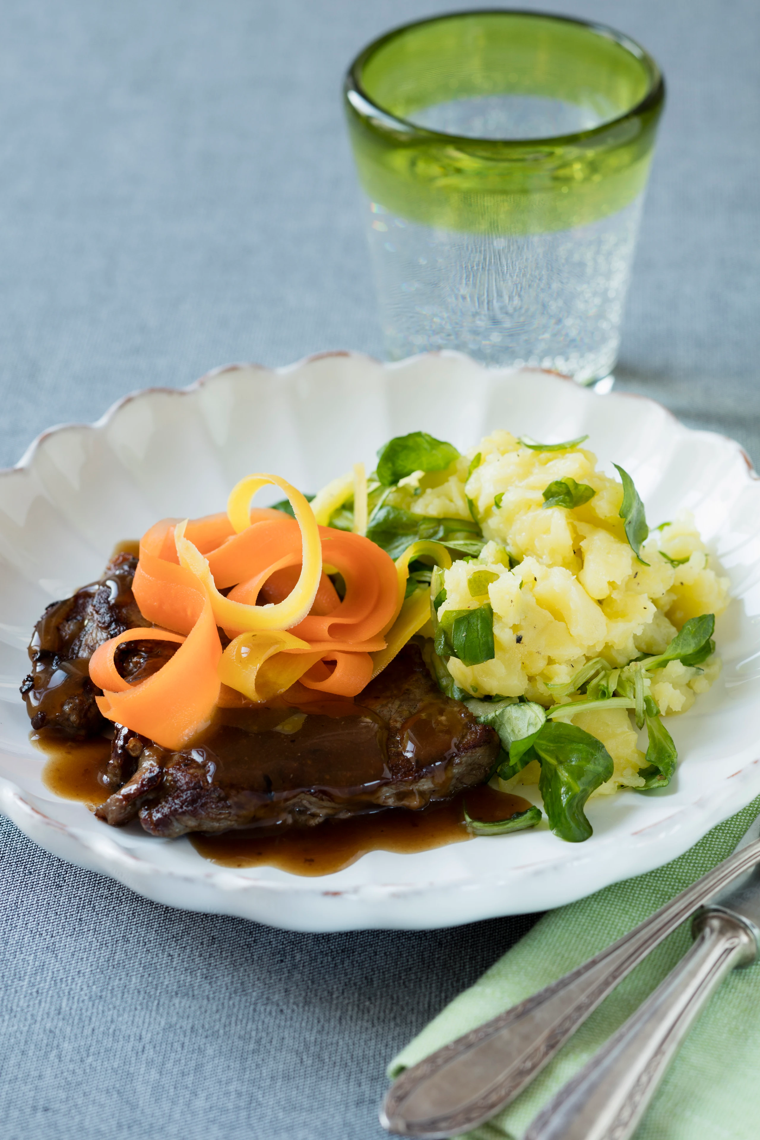 Rostbraten mit Wurzelgemüse