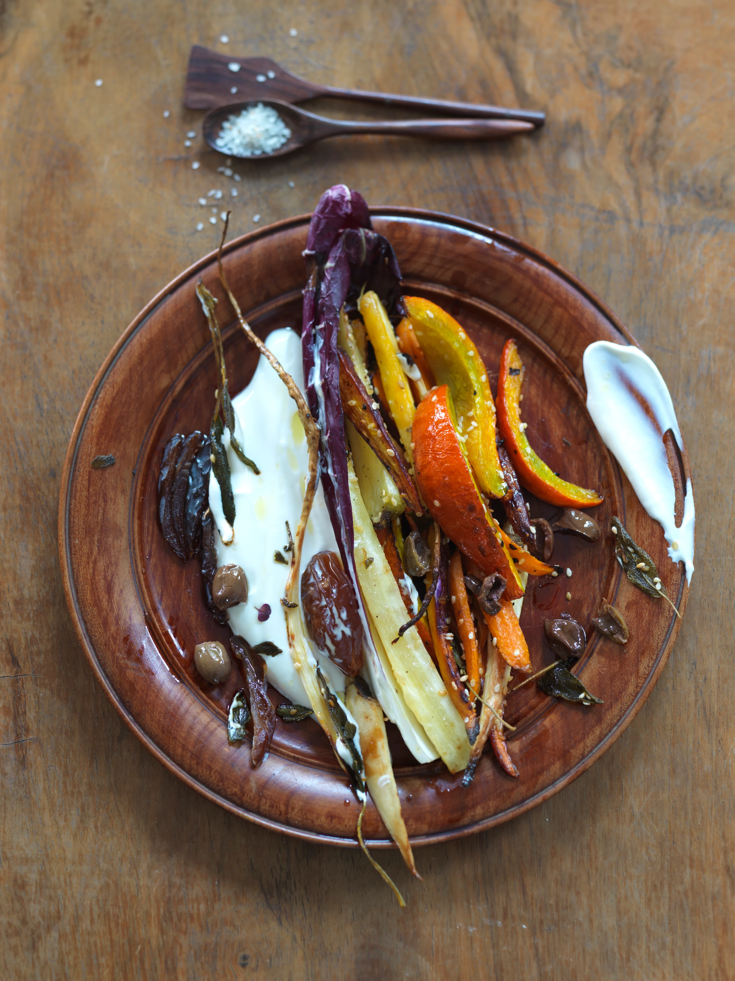 Winterwurzelsalat mit griechischem Joghurt