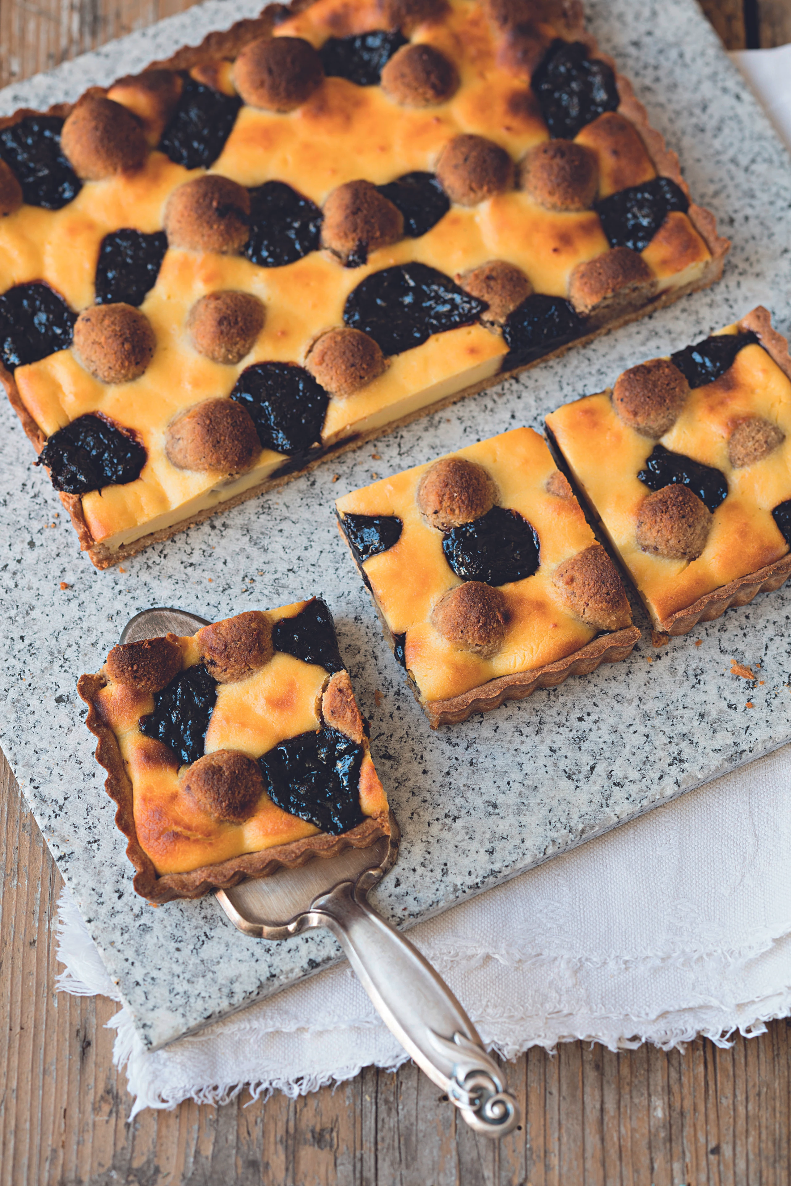 Dinkeltarte mit Topfen und Powidl