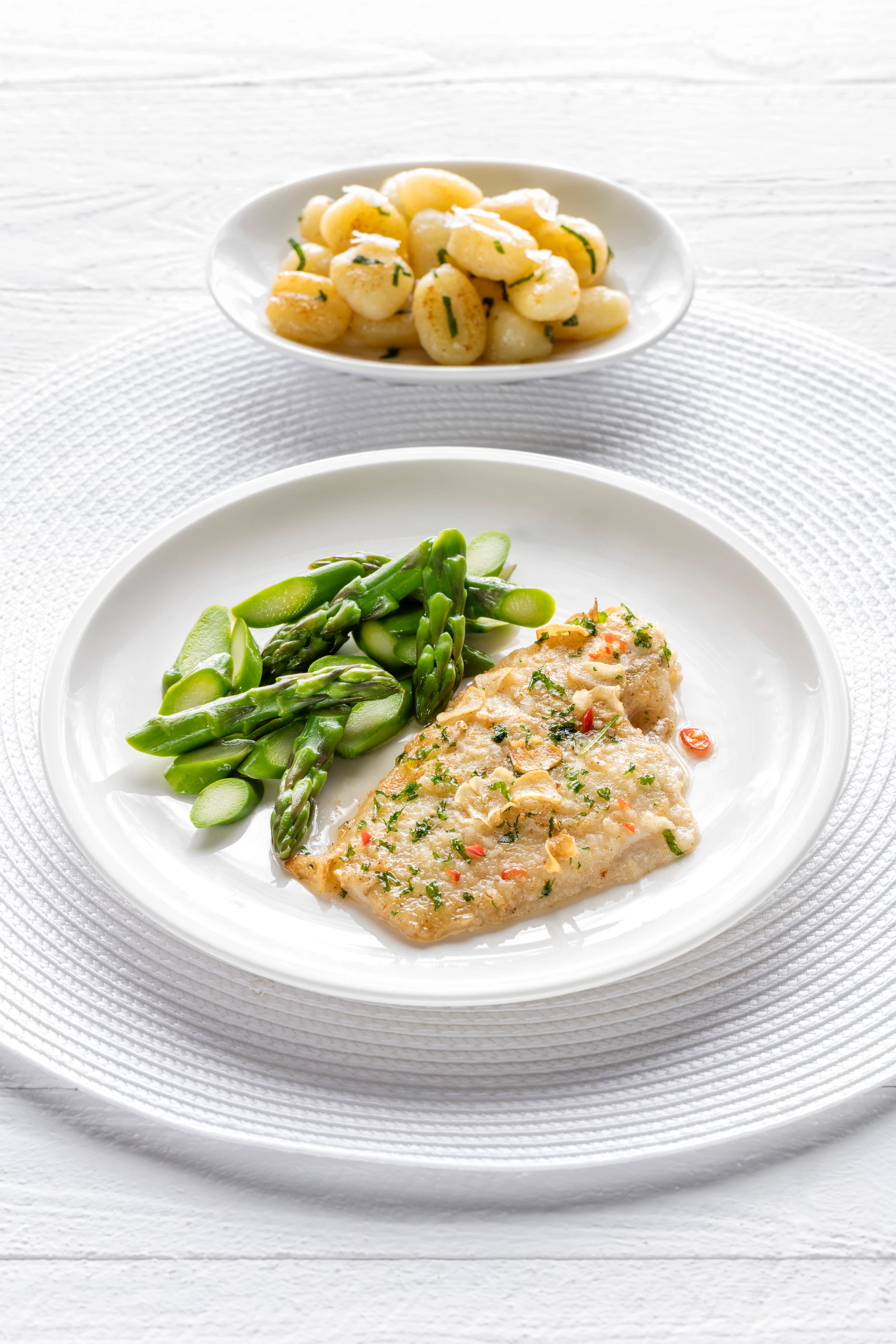 Maischolle mit Salbeignocchi