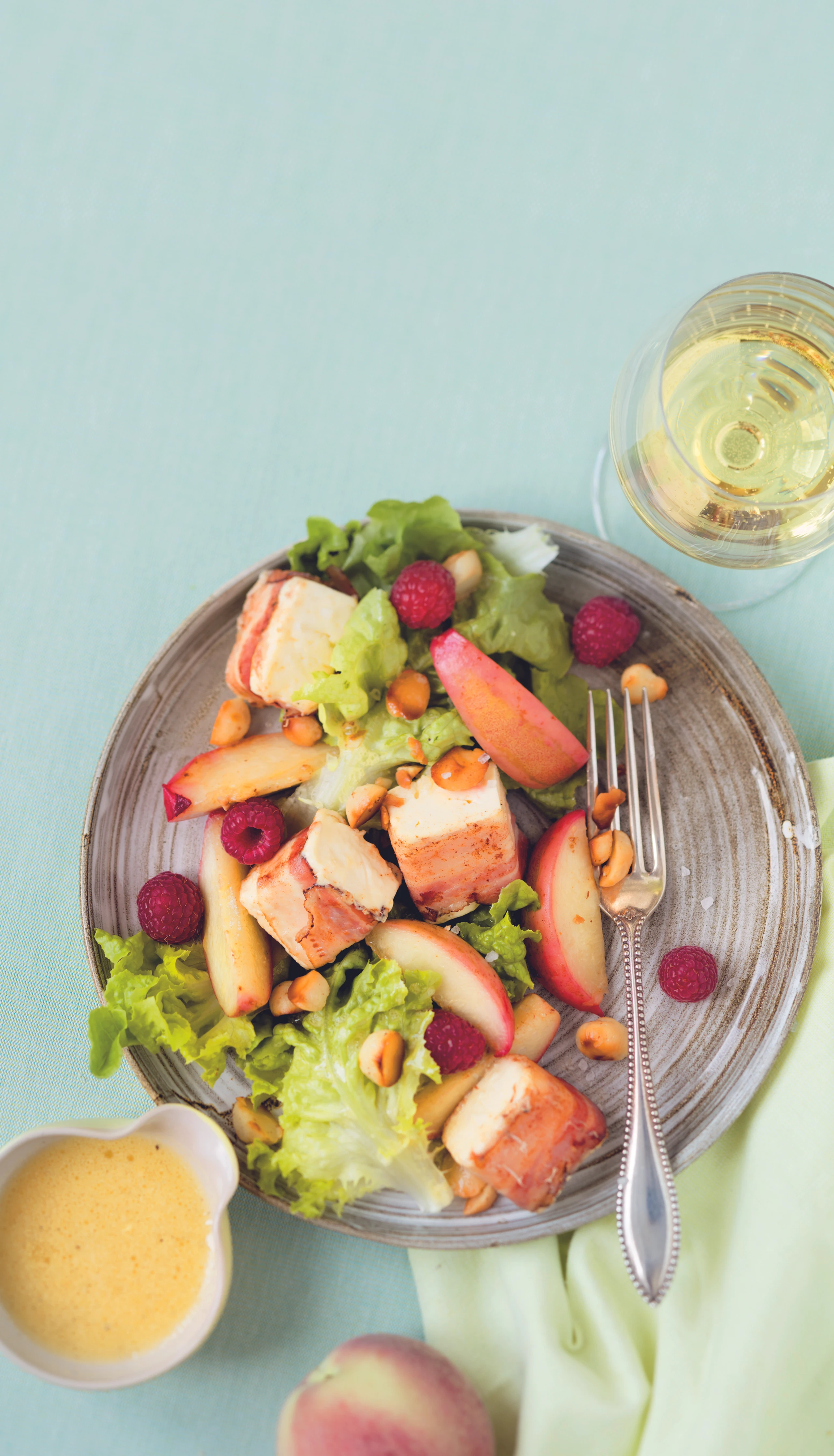 Schafkäse im Speckmantel