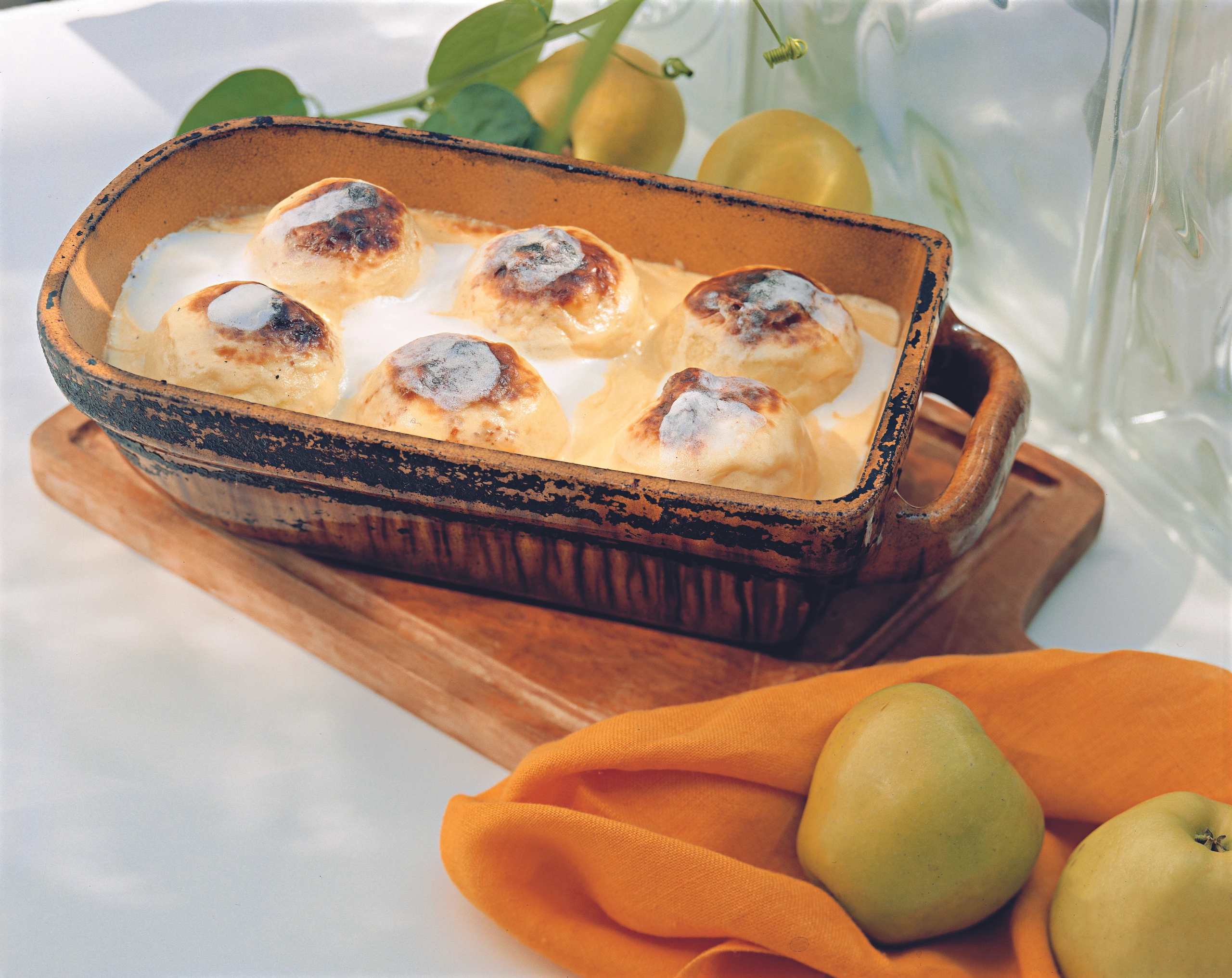 Maçãs Recheadas: Portugiesische Äpfel mit süßer Fülle