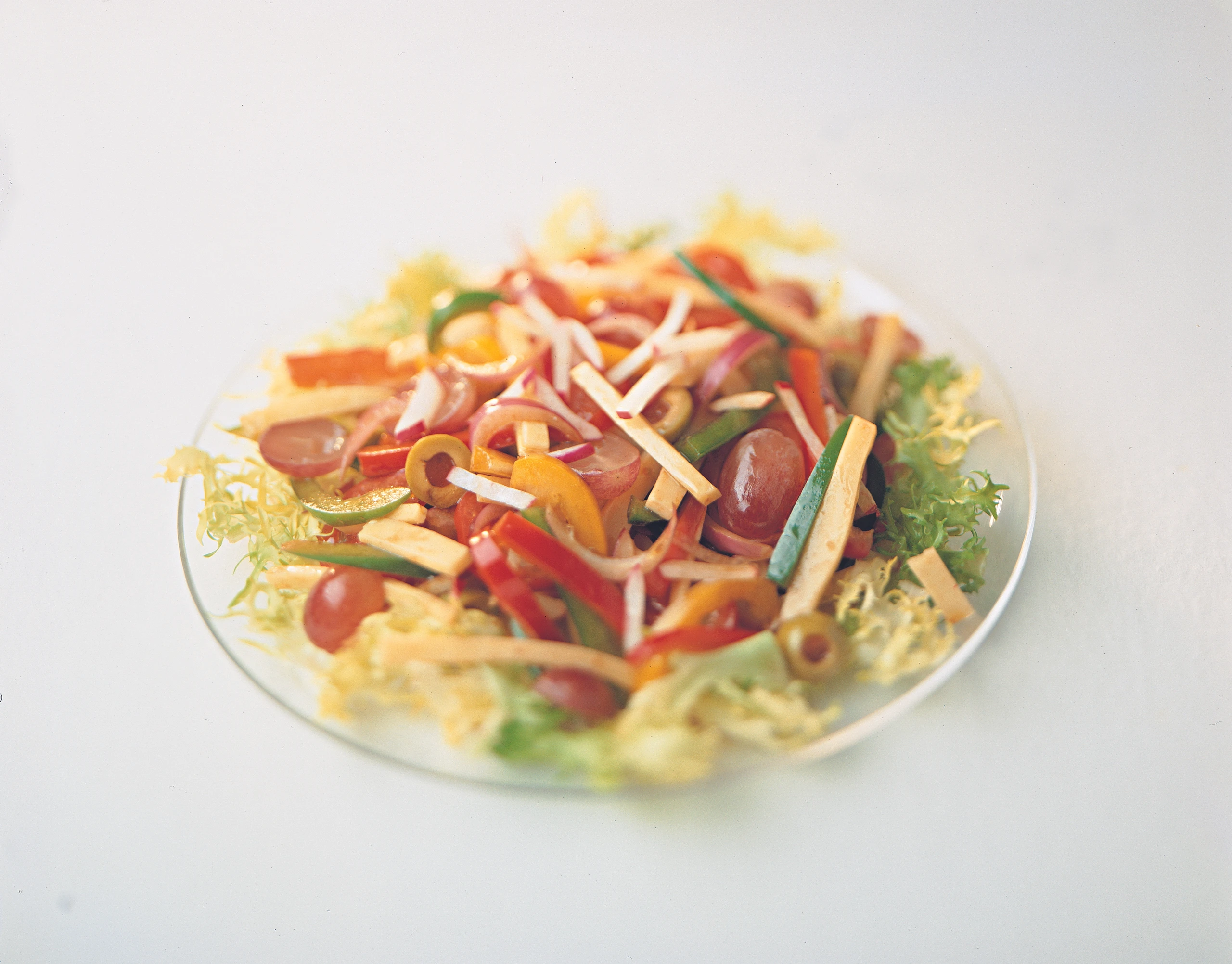 Käse-Paprikasalat mit Trauben