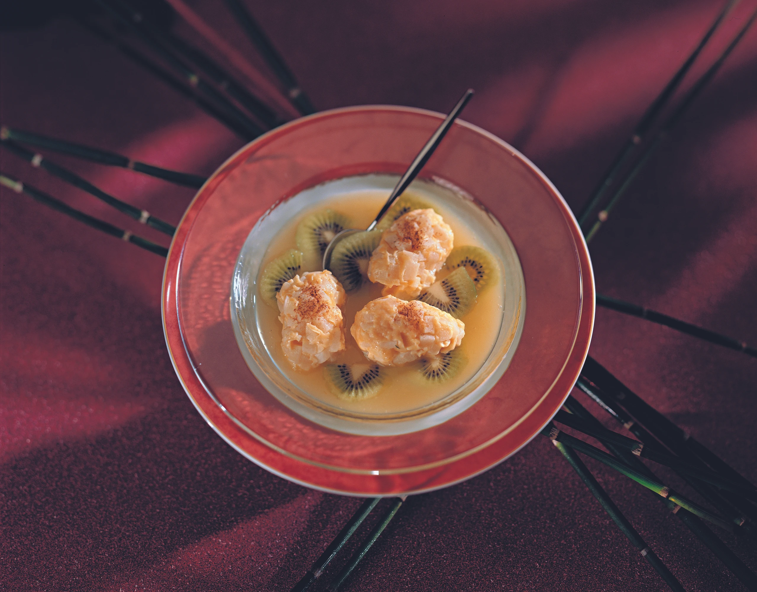 Birnen-Nockerl mit Vanille-Weinsauce