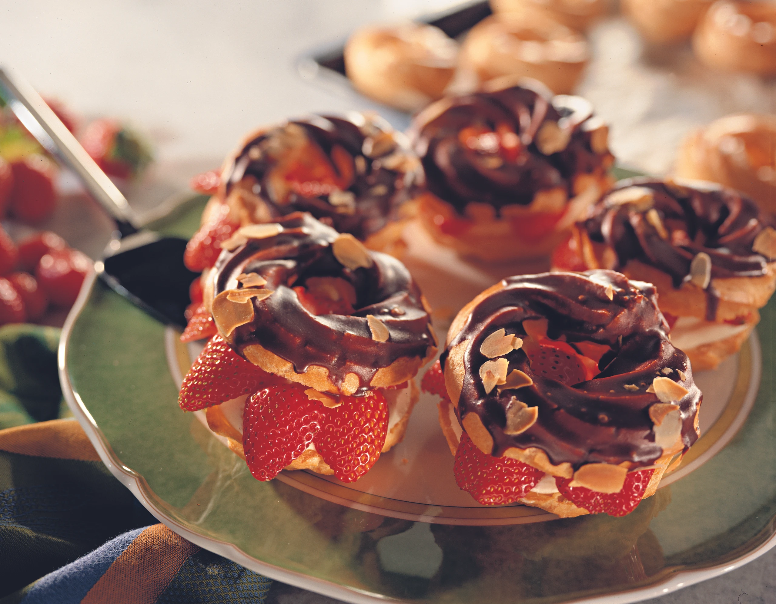 Vanillecreme Ringe mit Erdbeeren