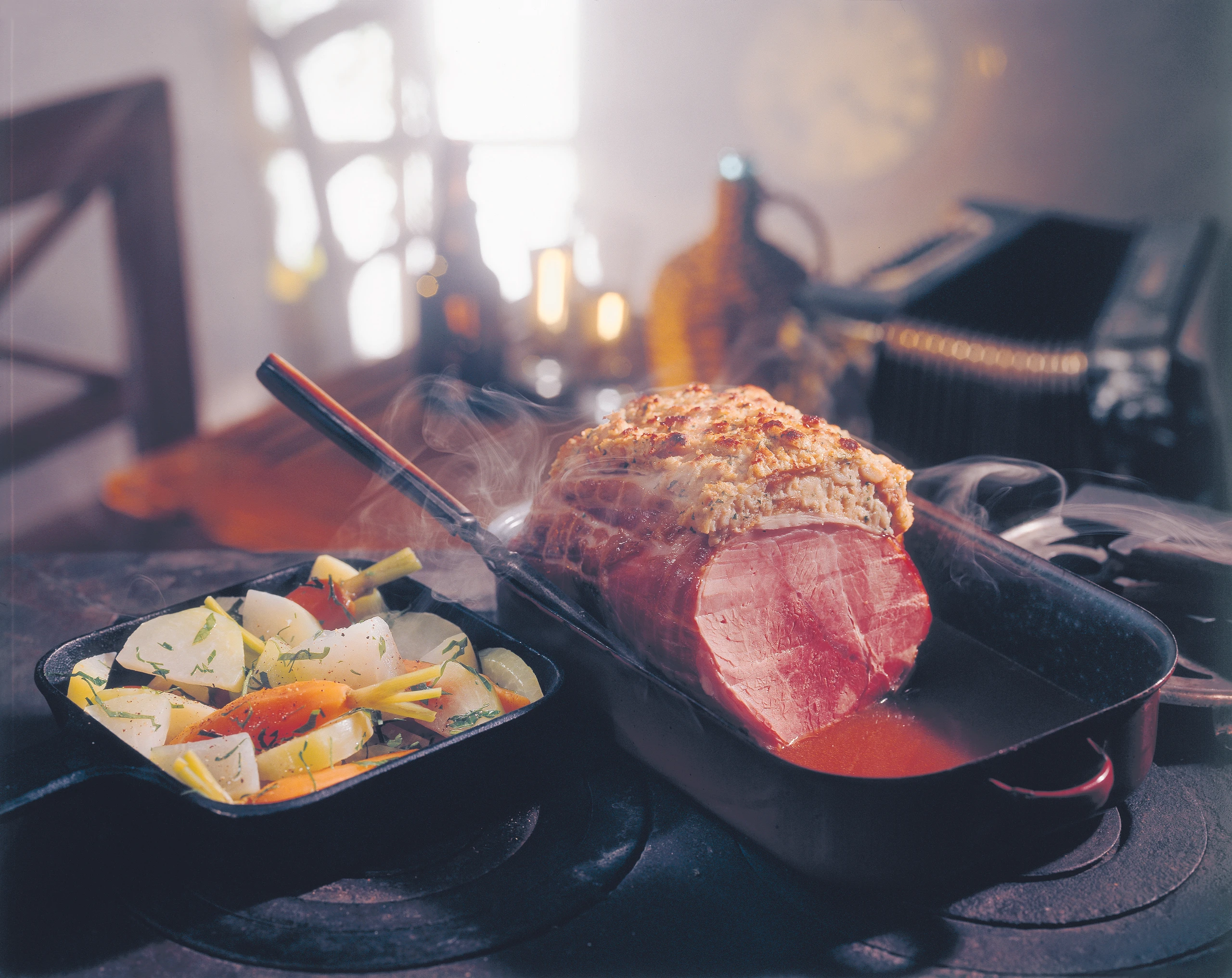 Gekochter Schinken mit Semmelkrenkruste