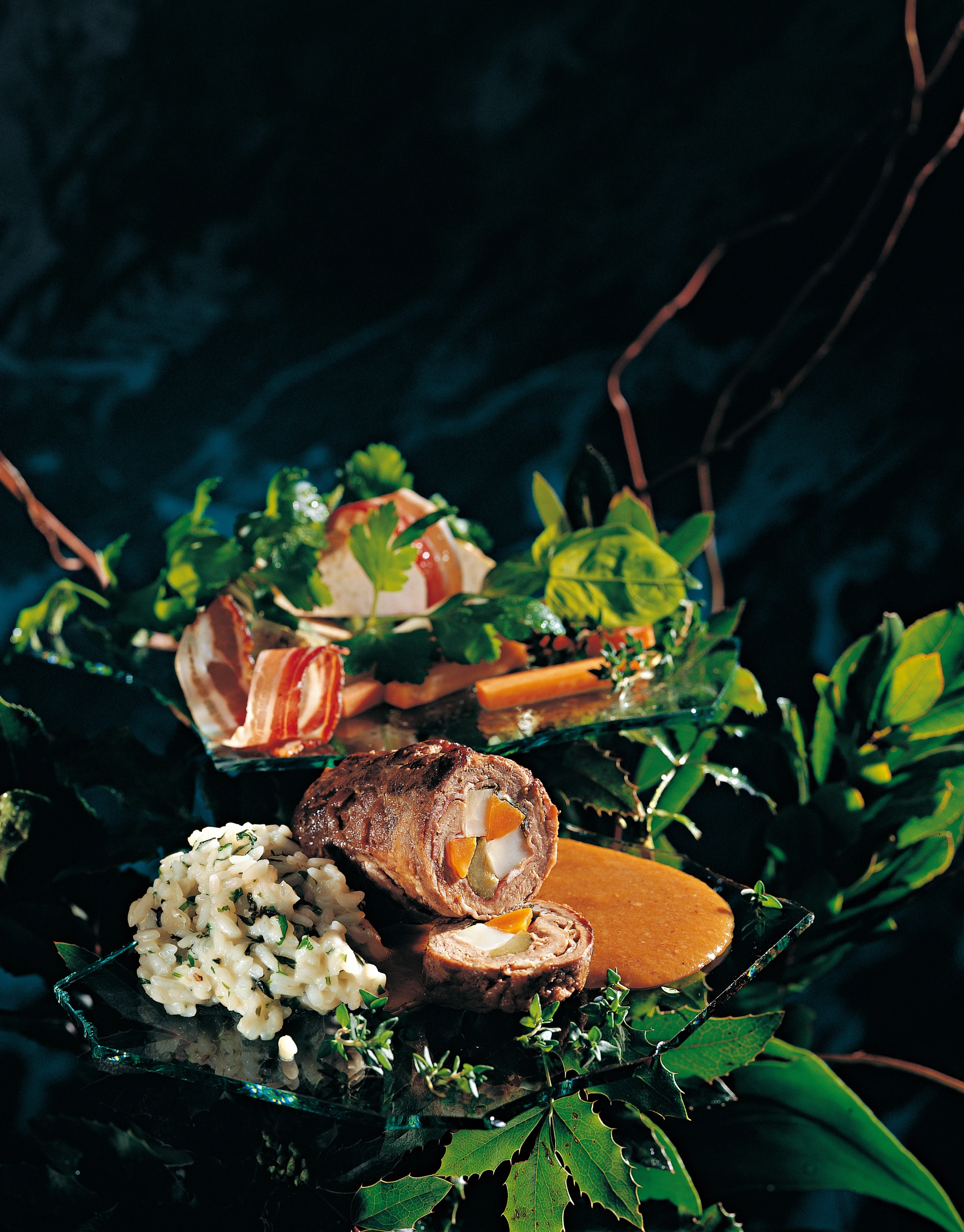 Traditionell gefüllte Rindsrouladen