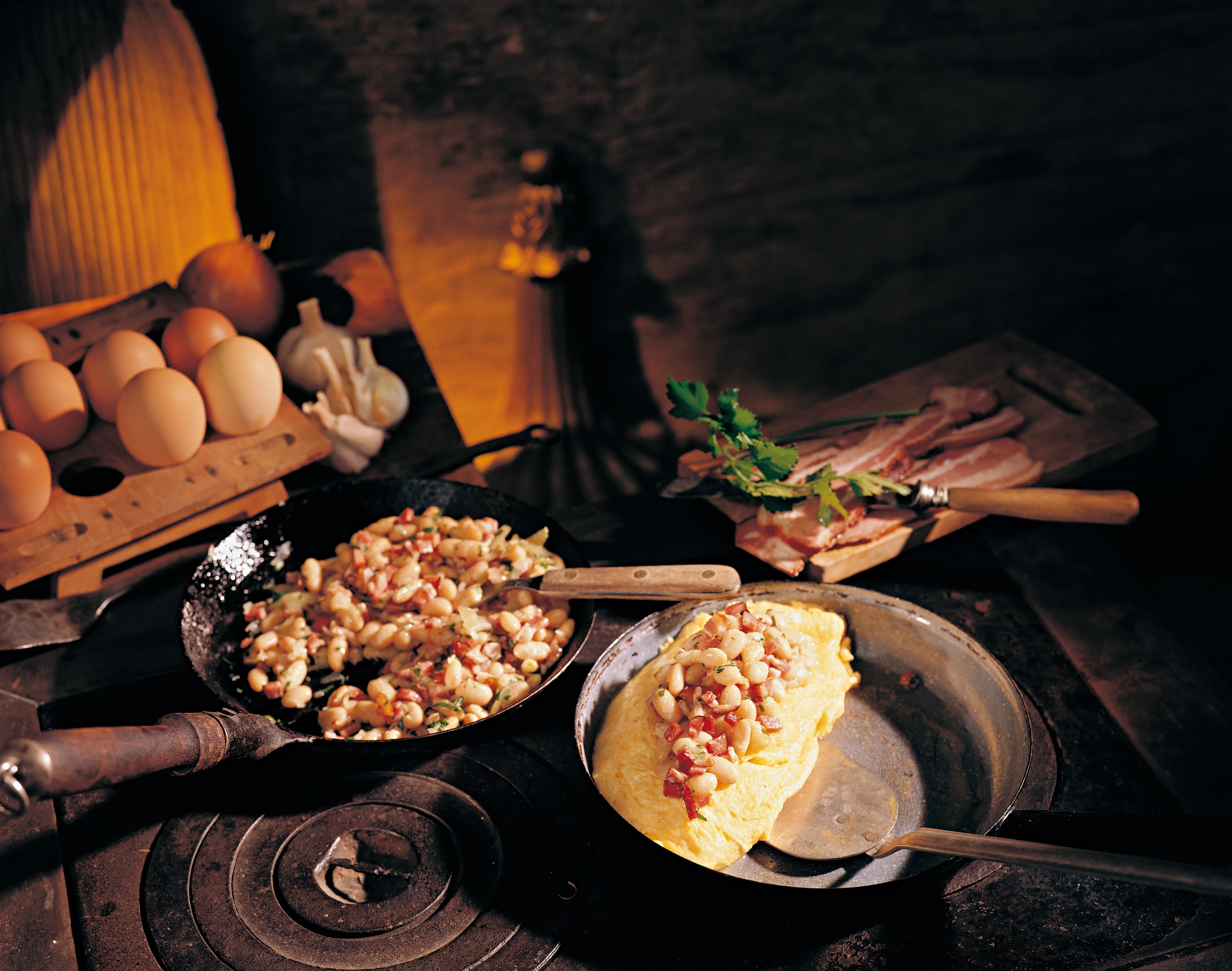 Omelettes mit Speck und Bohnen