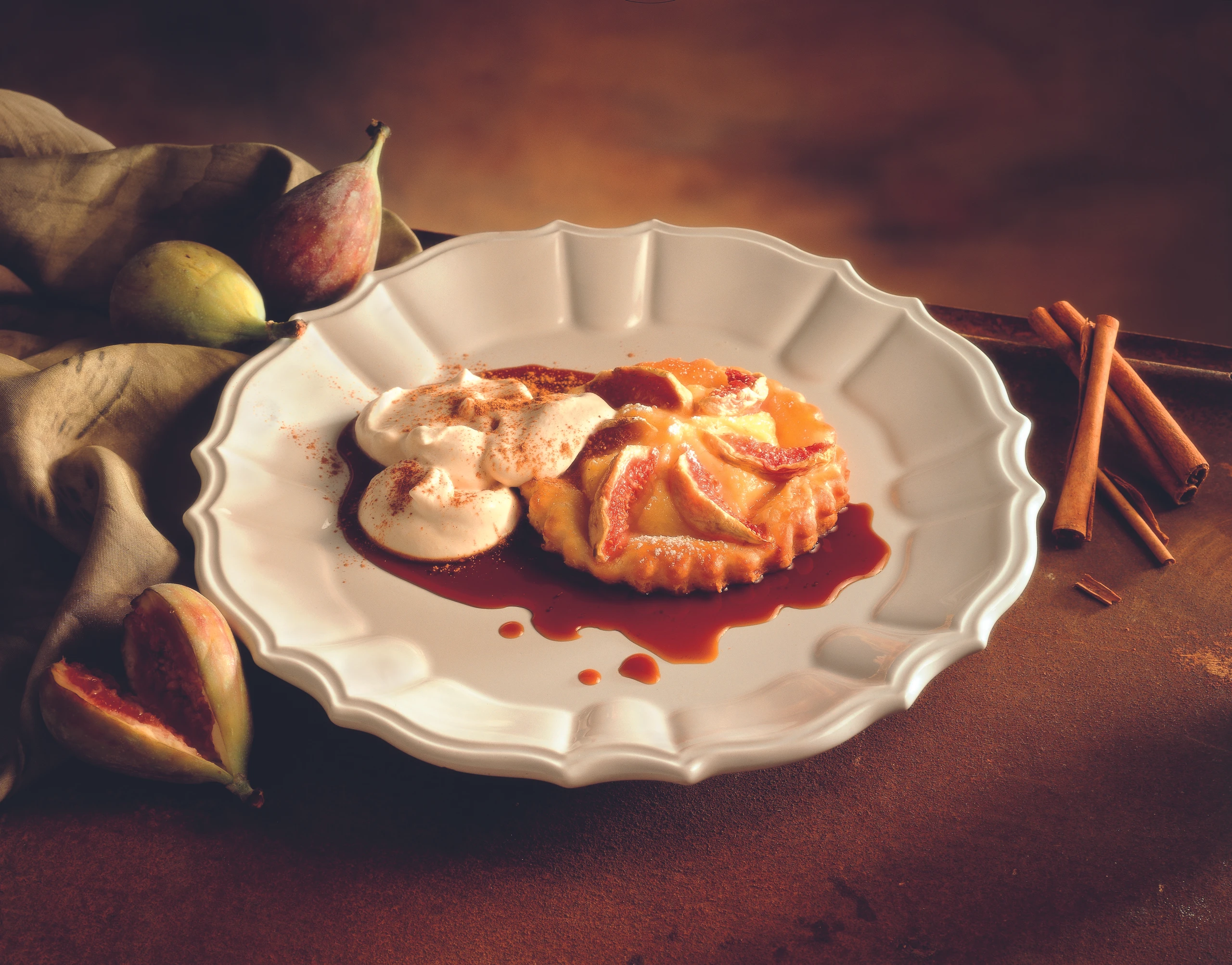 Topfen-Feigentörtchen mit Karamellsauce