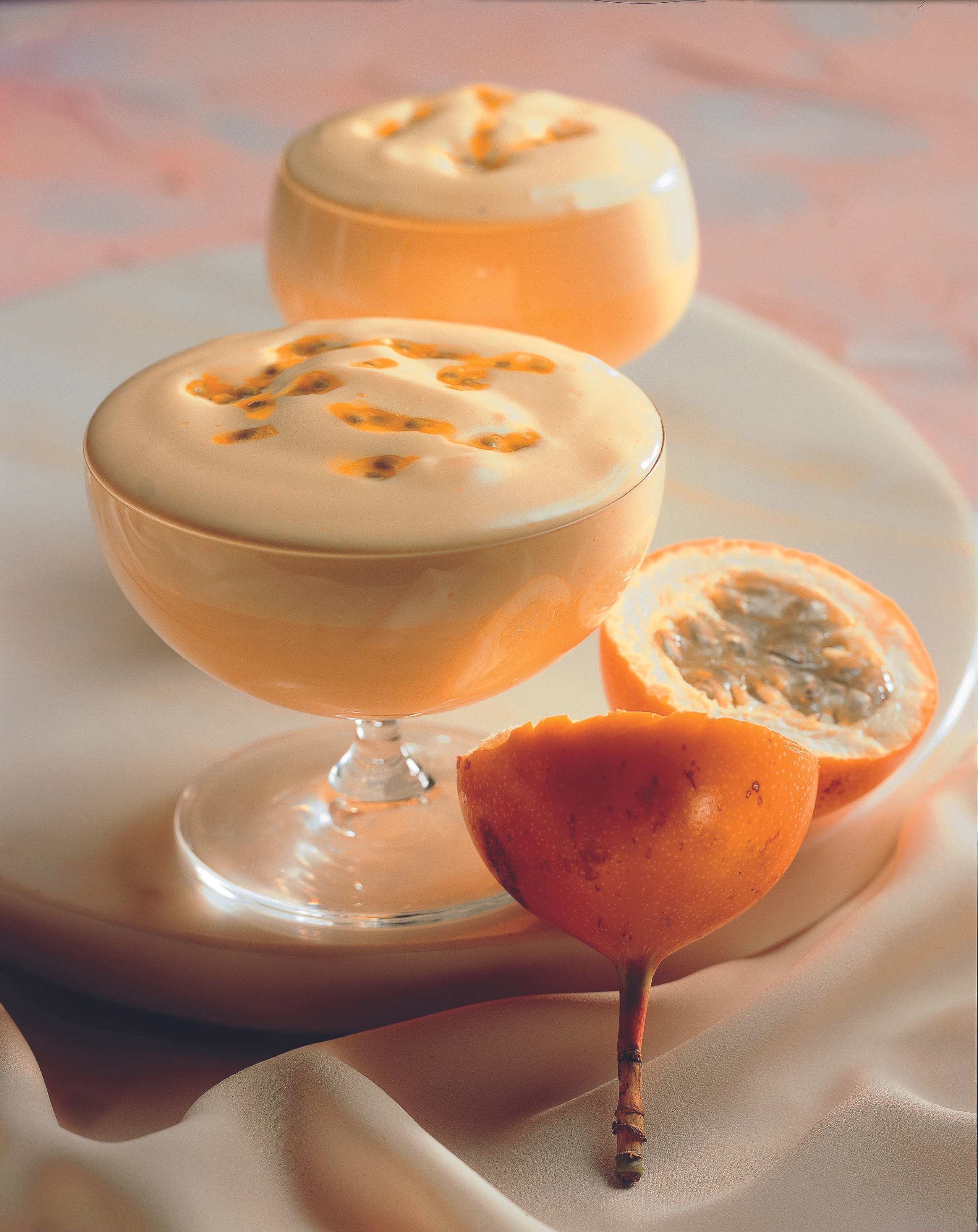 Passionsfrucht-Parfait mit Sabayon