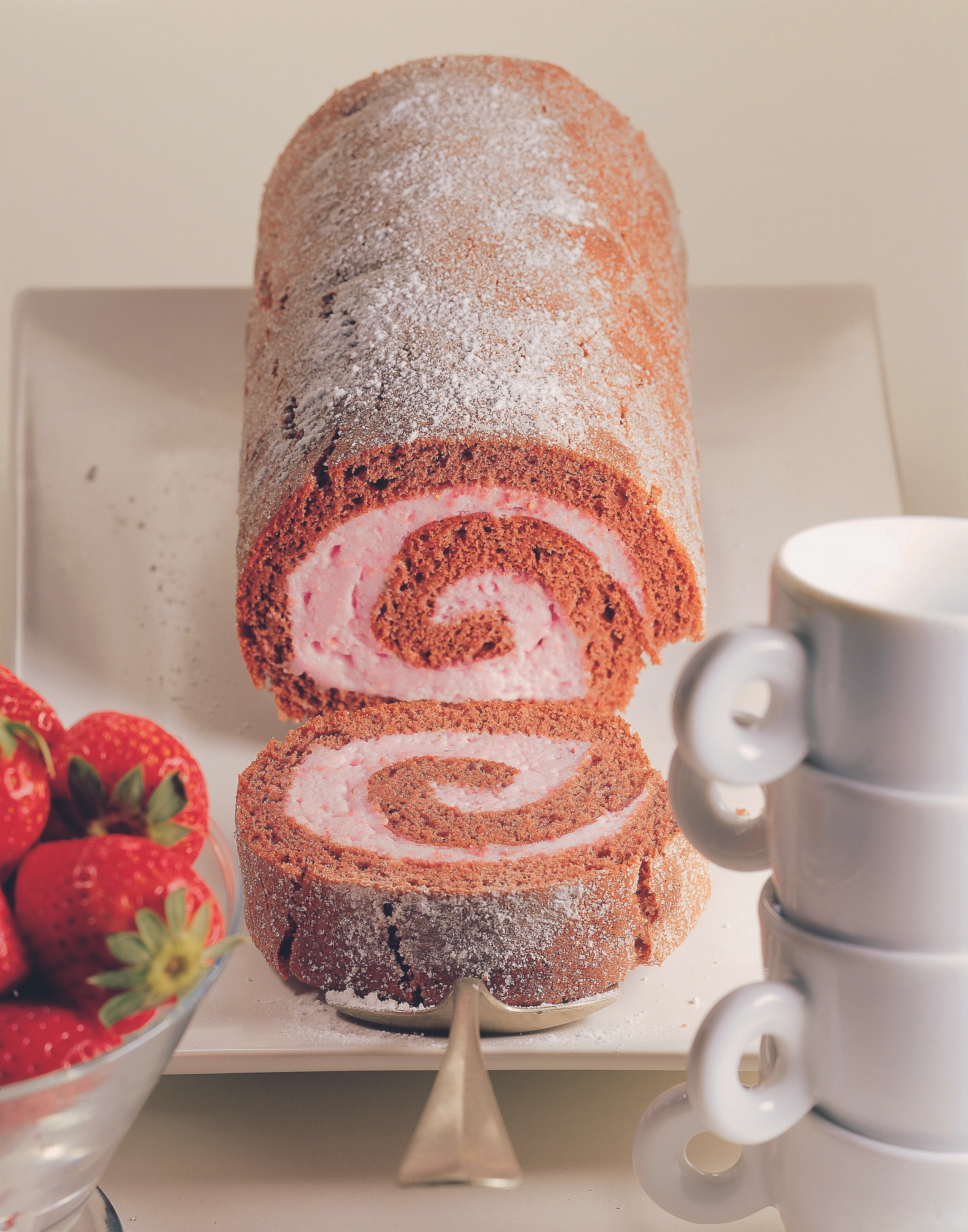 Erdbeer-Schoko-Roulade