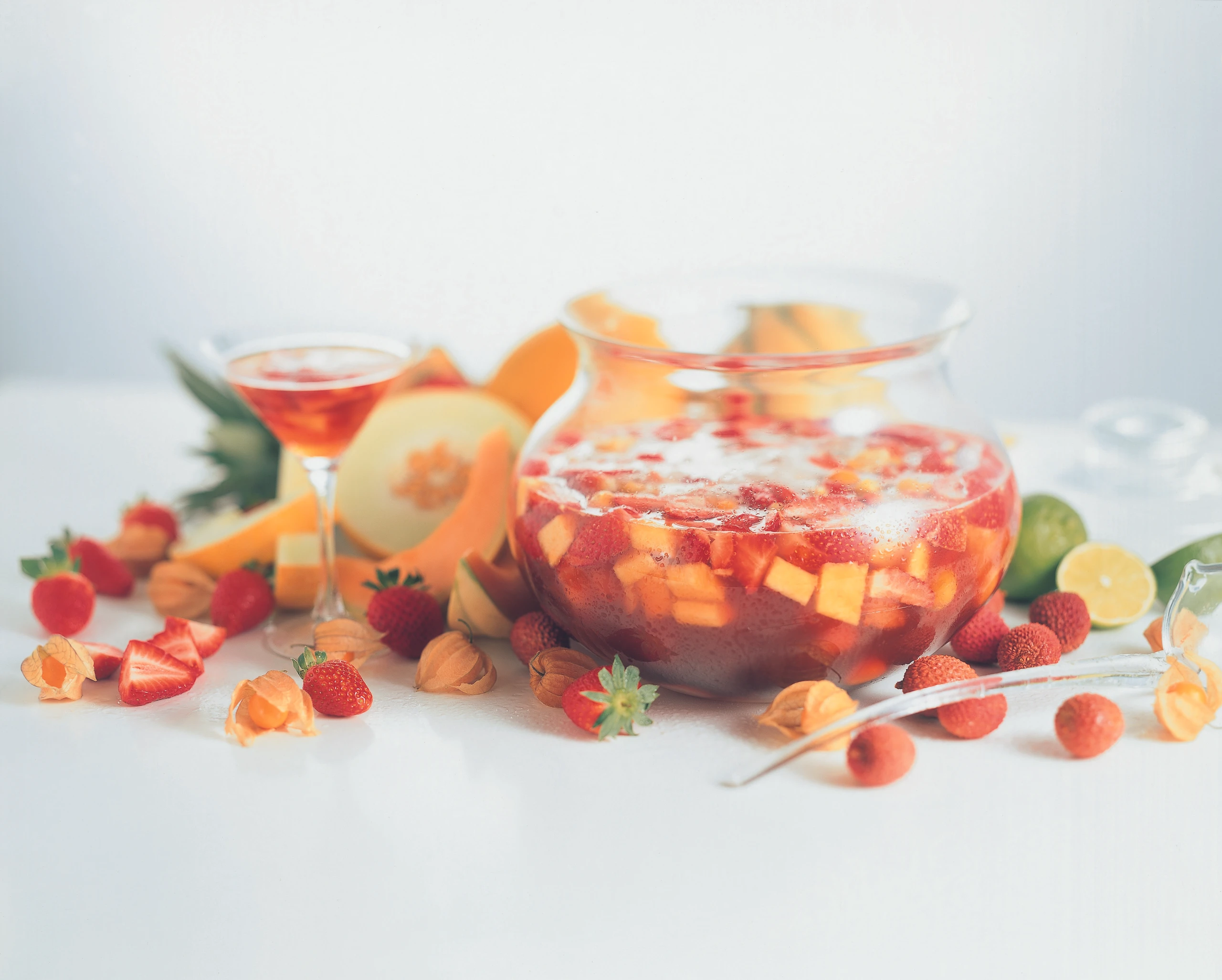 Erdbeer-Ananas-Bowle