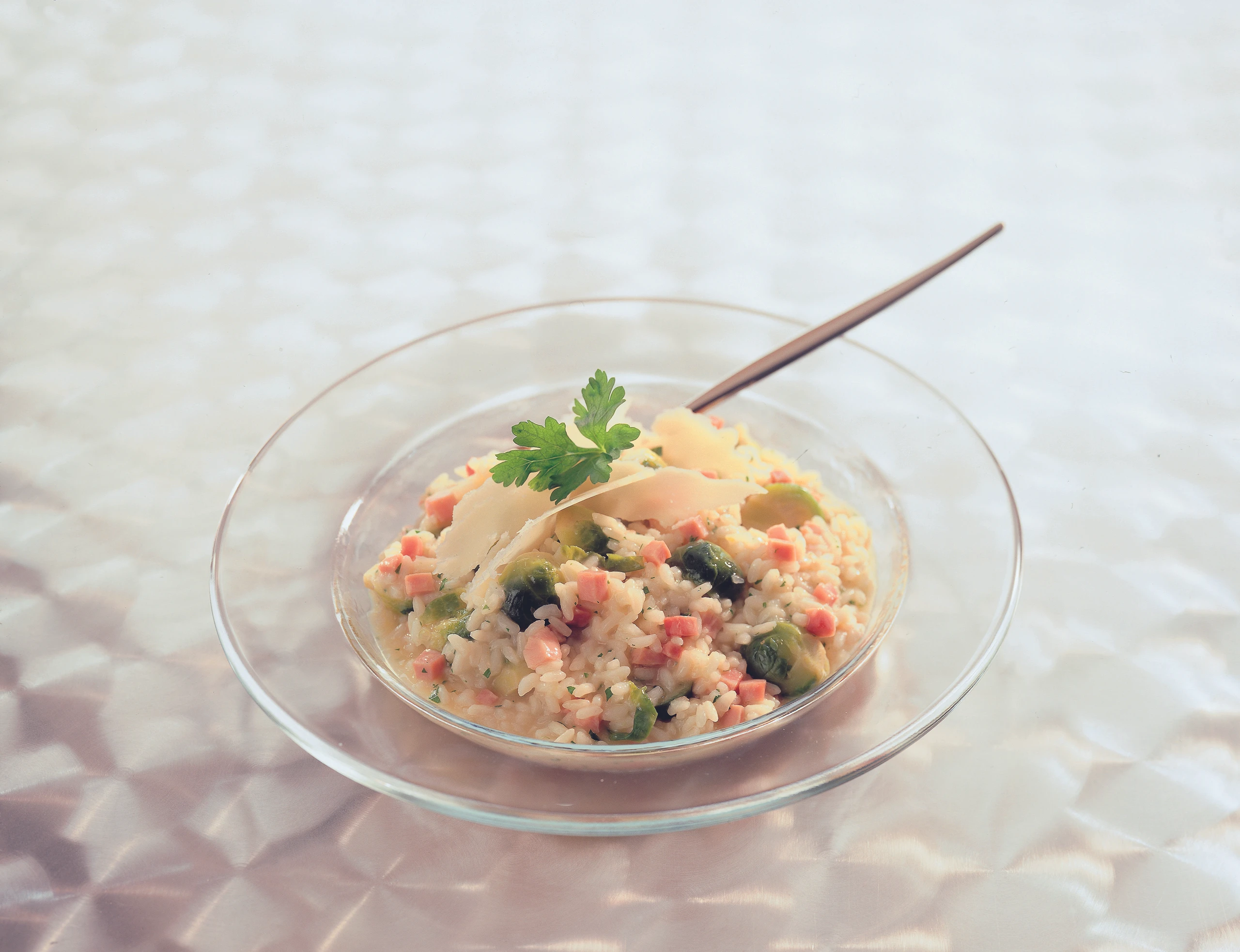 Kohlsprossen-Risotto mit Schinken