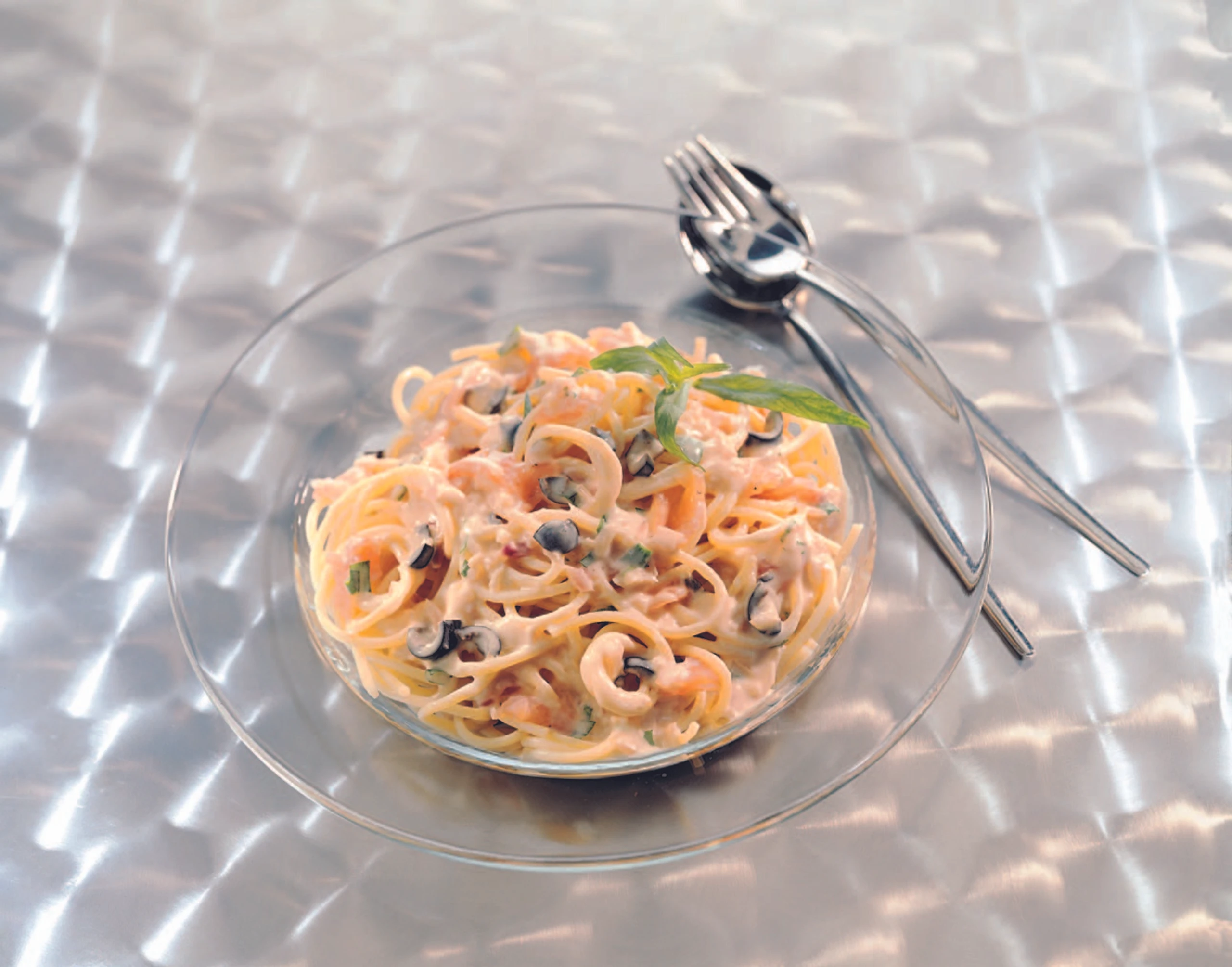 Spaghetti mit Zitronensauce und Räucherlachs