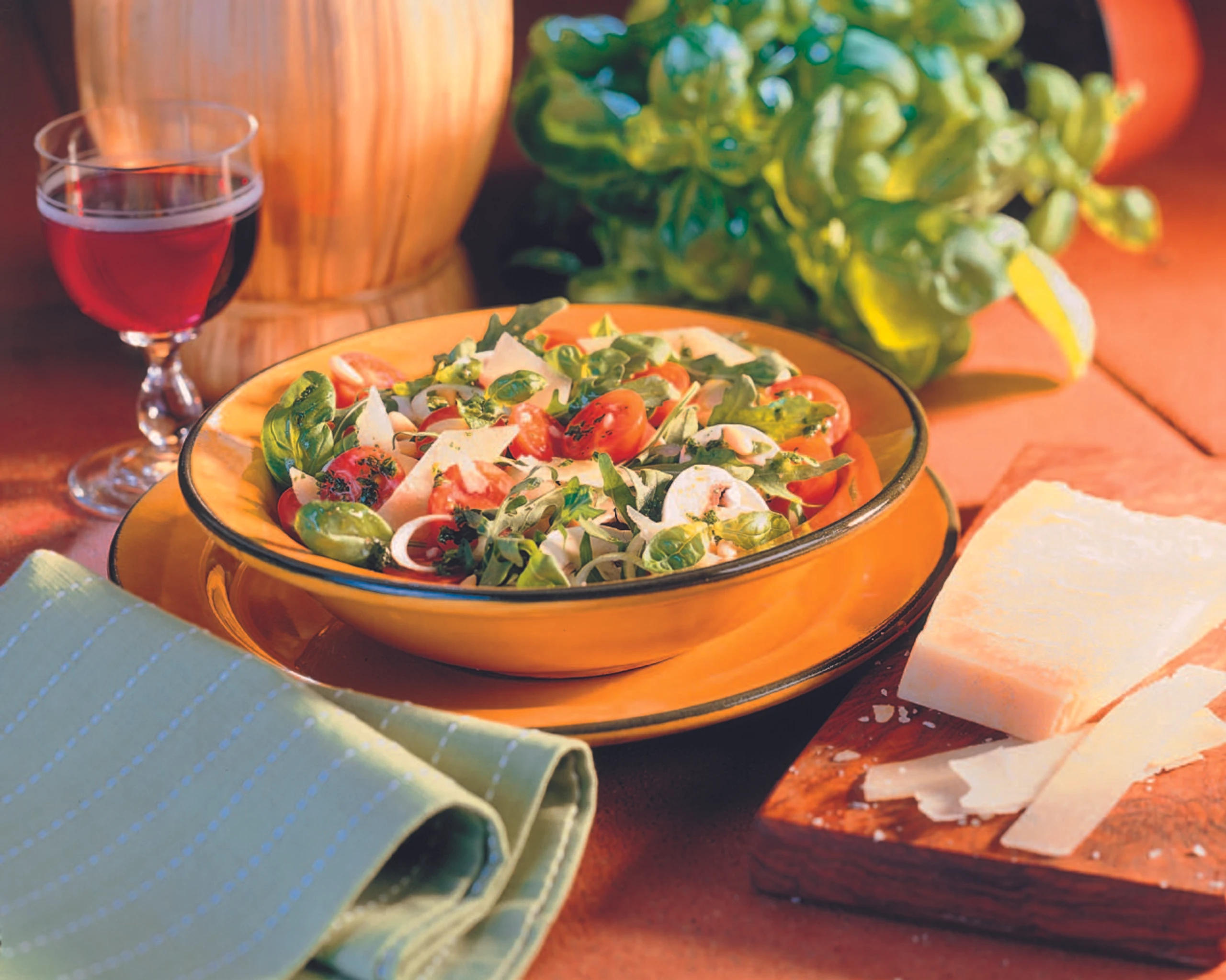 Toskanischer Pilzsalat mit Rucola und Parmesan