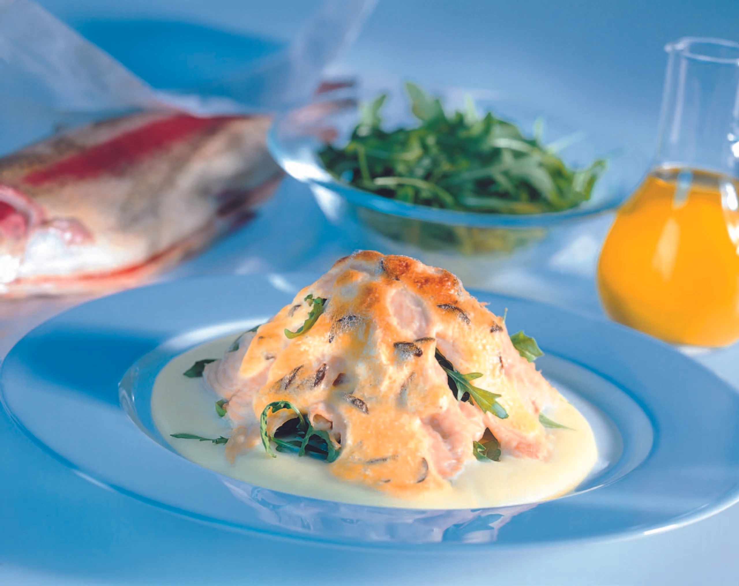 Gratinierte Lachsforelle mit Oliven-Hollandaise