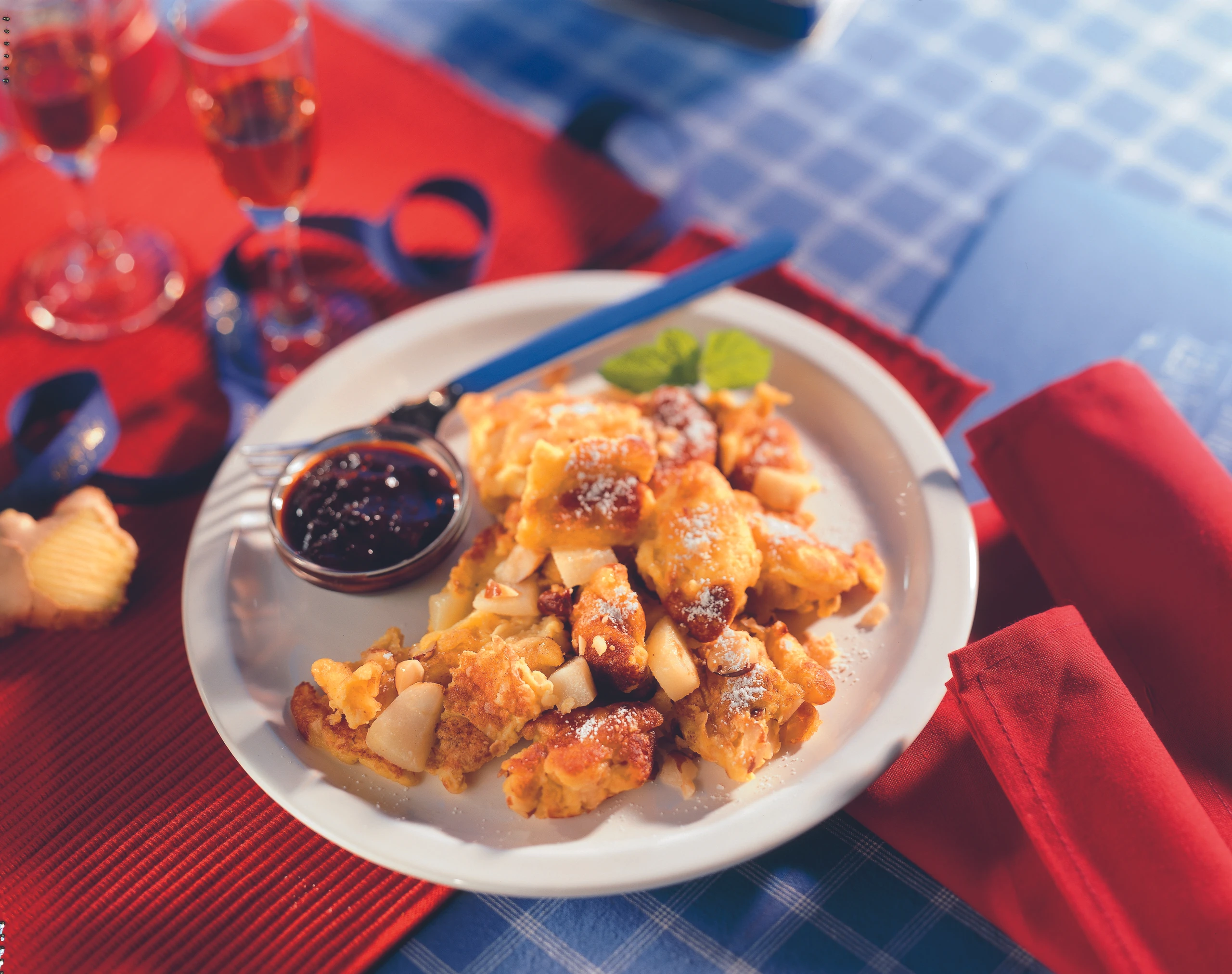 Ingwer-Nuss-Schmarren mit Powidlsauce