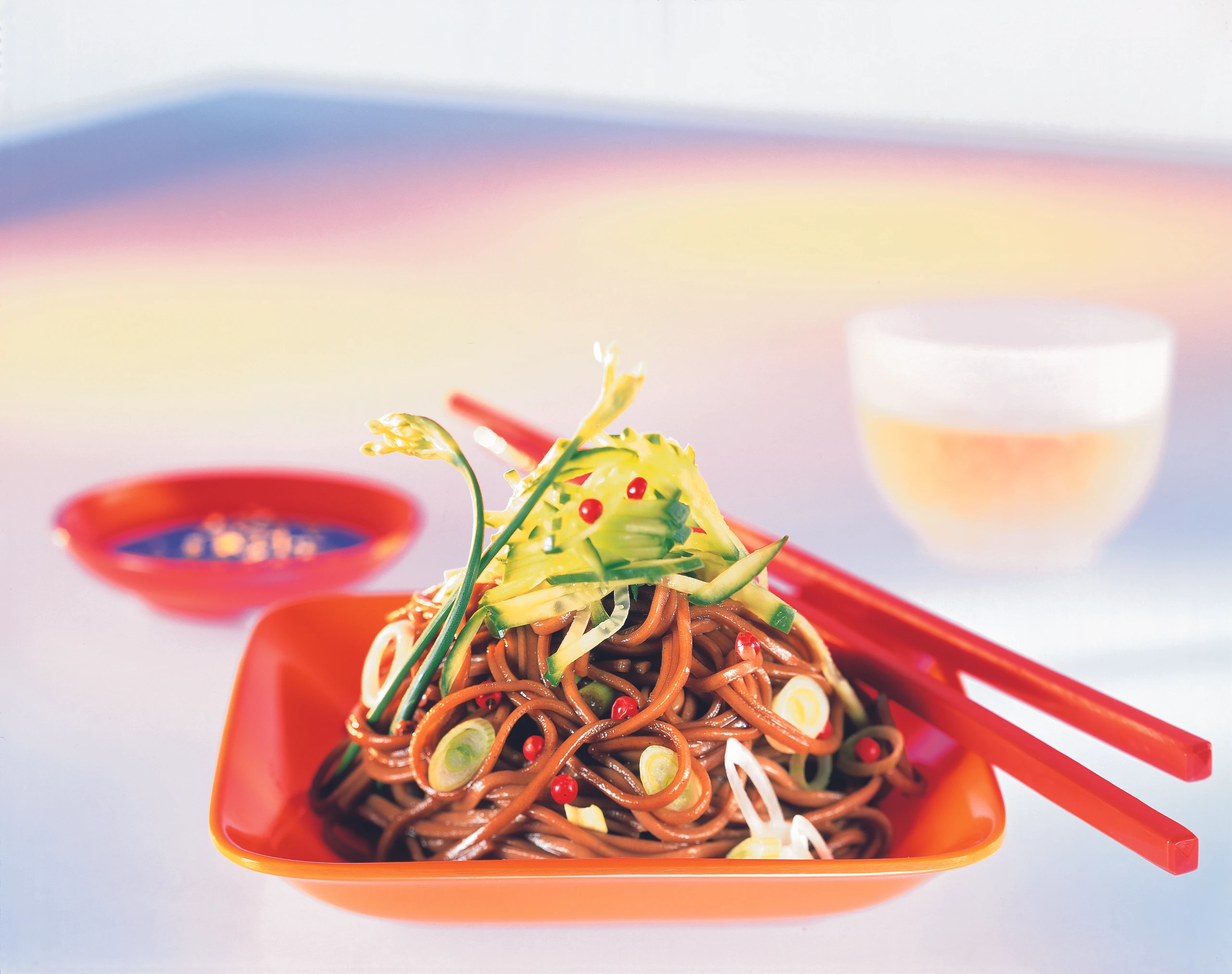 Kalte Sobanudeln mit Asia-Dip