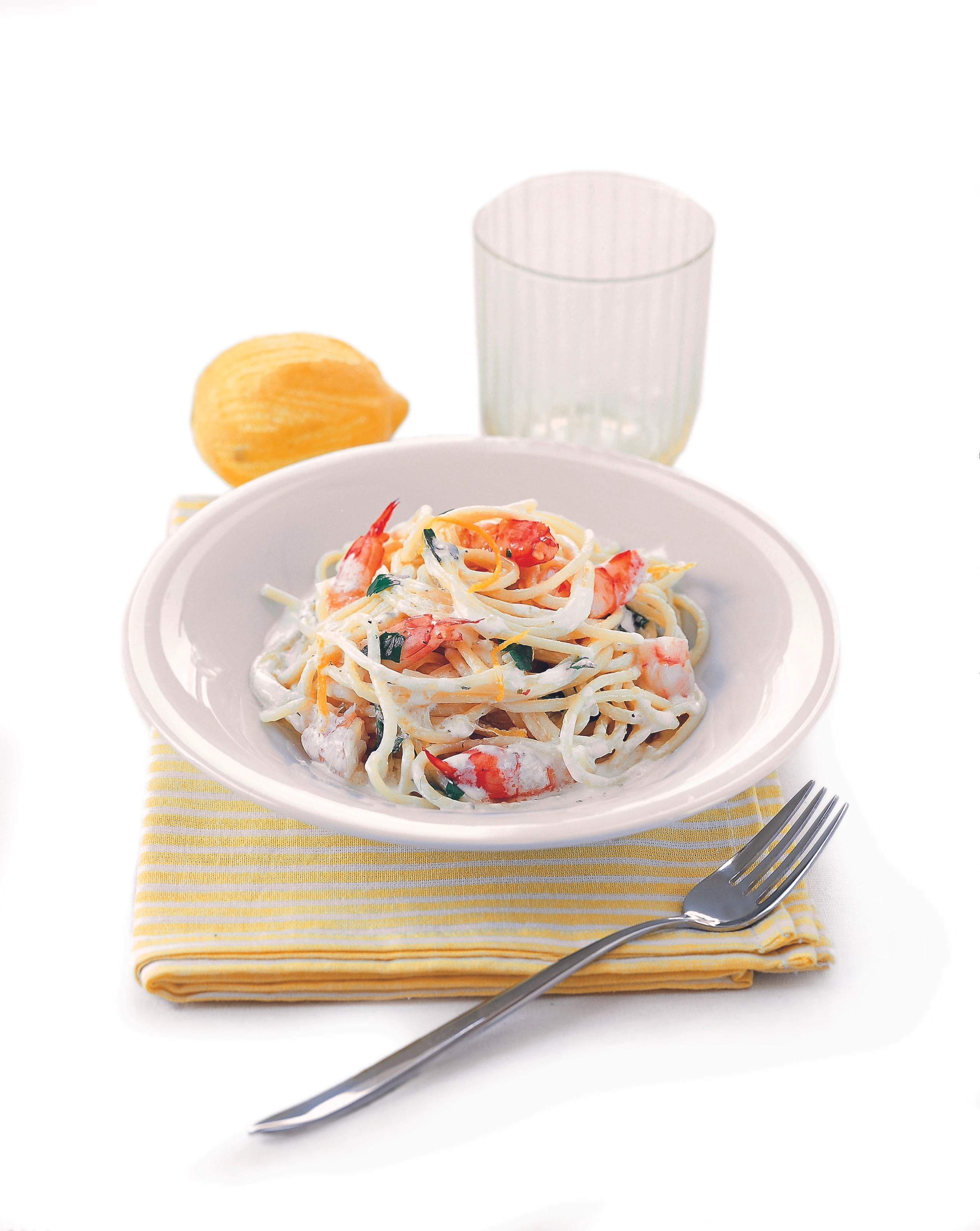 Spaghetti mit Zitronensauce und Shrimps
