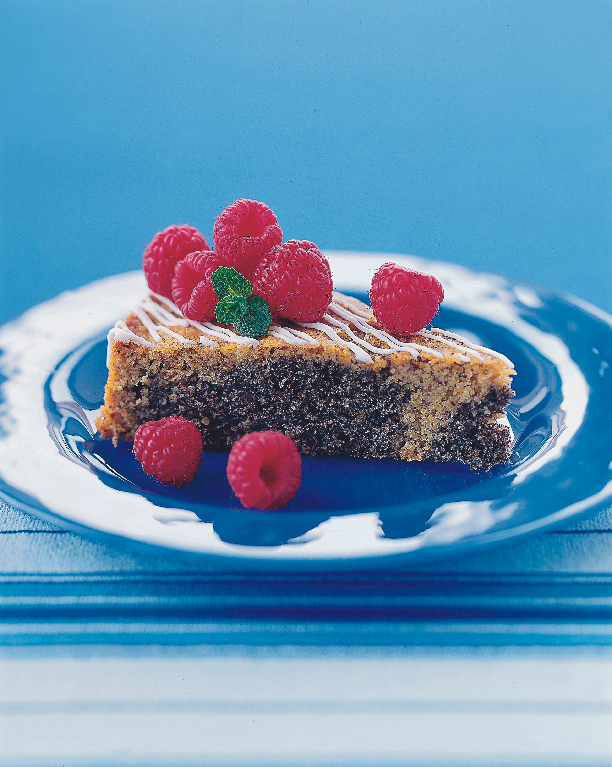 Torte mit zweierlei Mohn