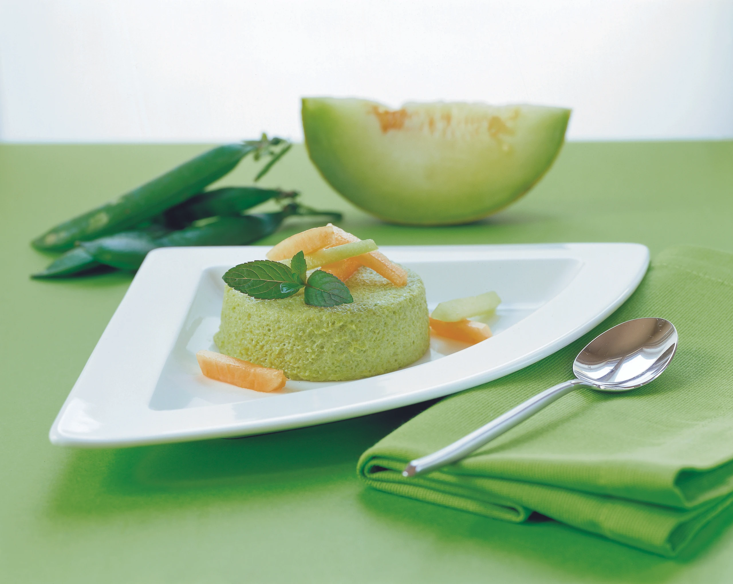 Süßes Erbsenmus mit Melonen